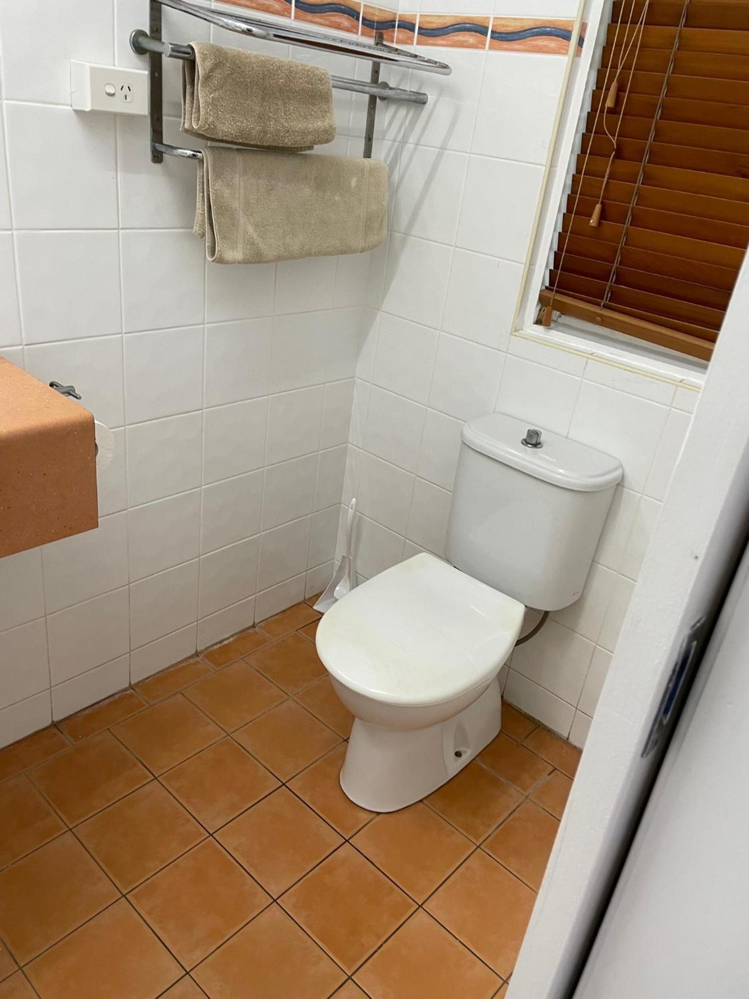 Double Room - Photo 5