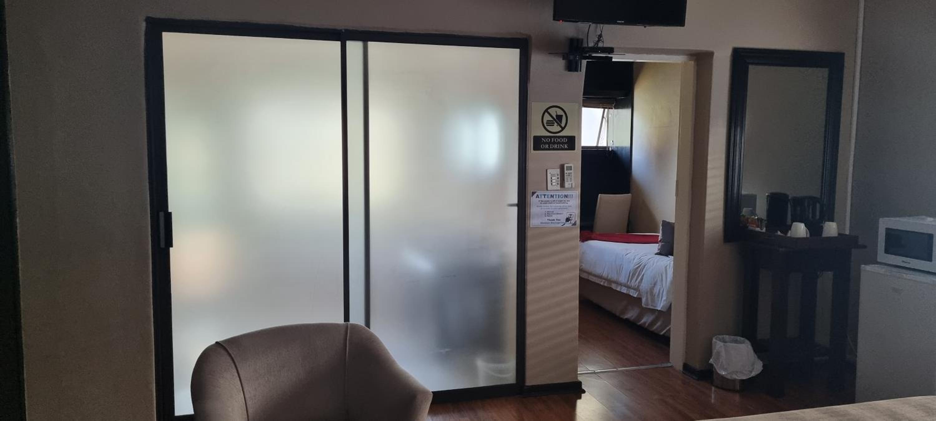 Deluxe Triple Room - Photo 5