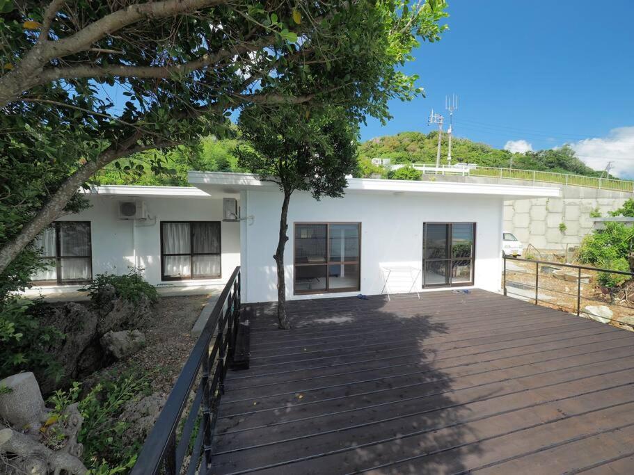Three-Bedroom Villa photo 2