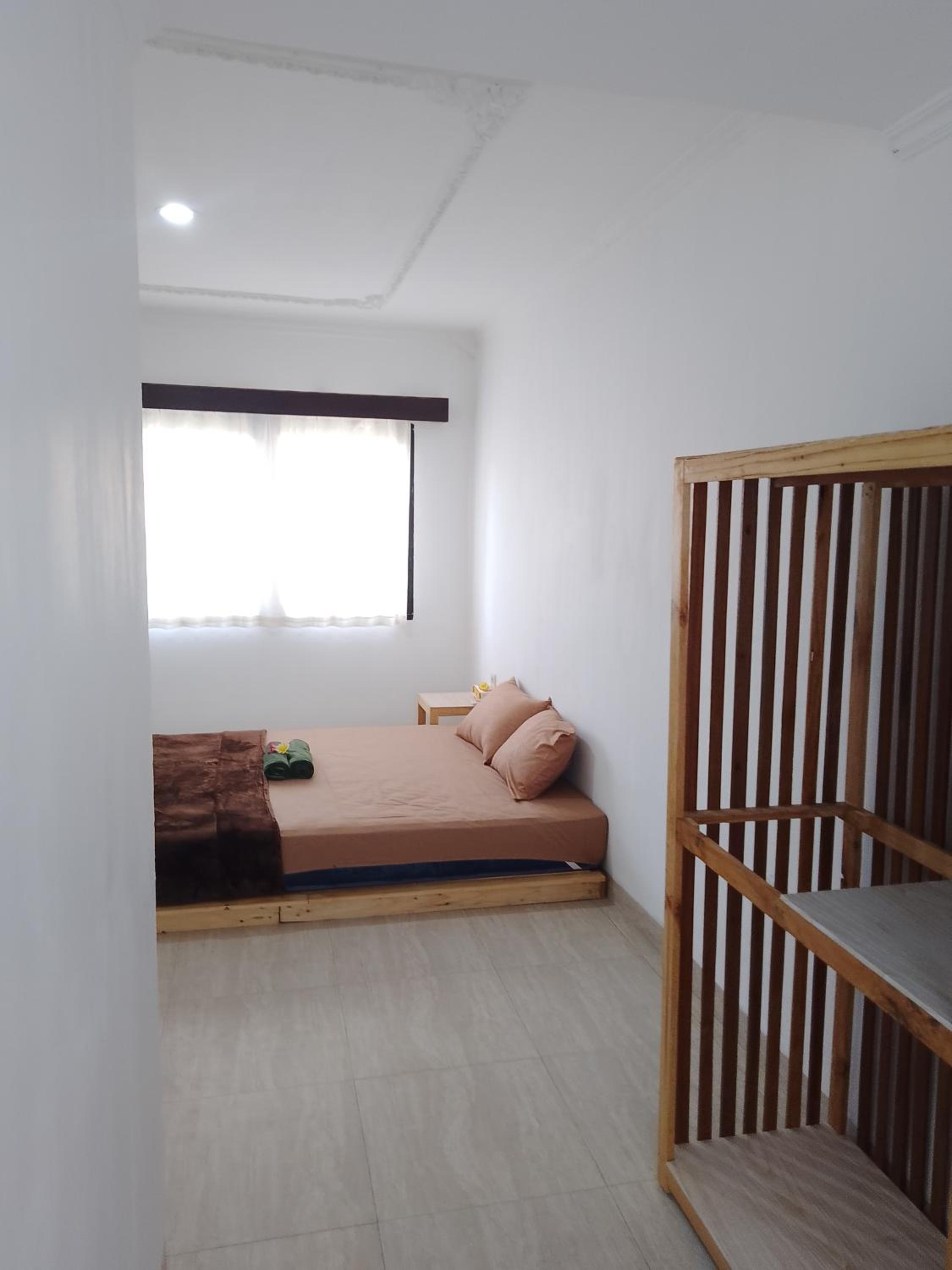 Deluxe Double Room - Photo 9