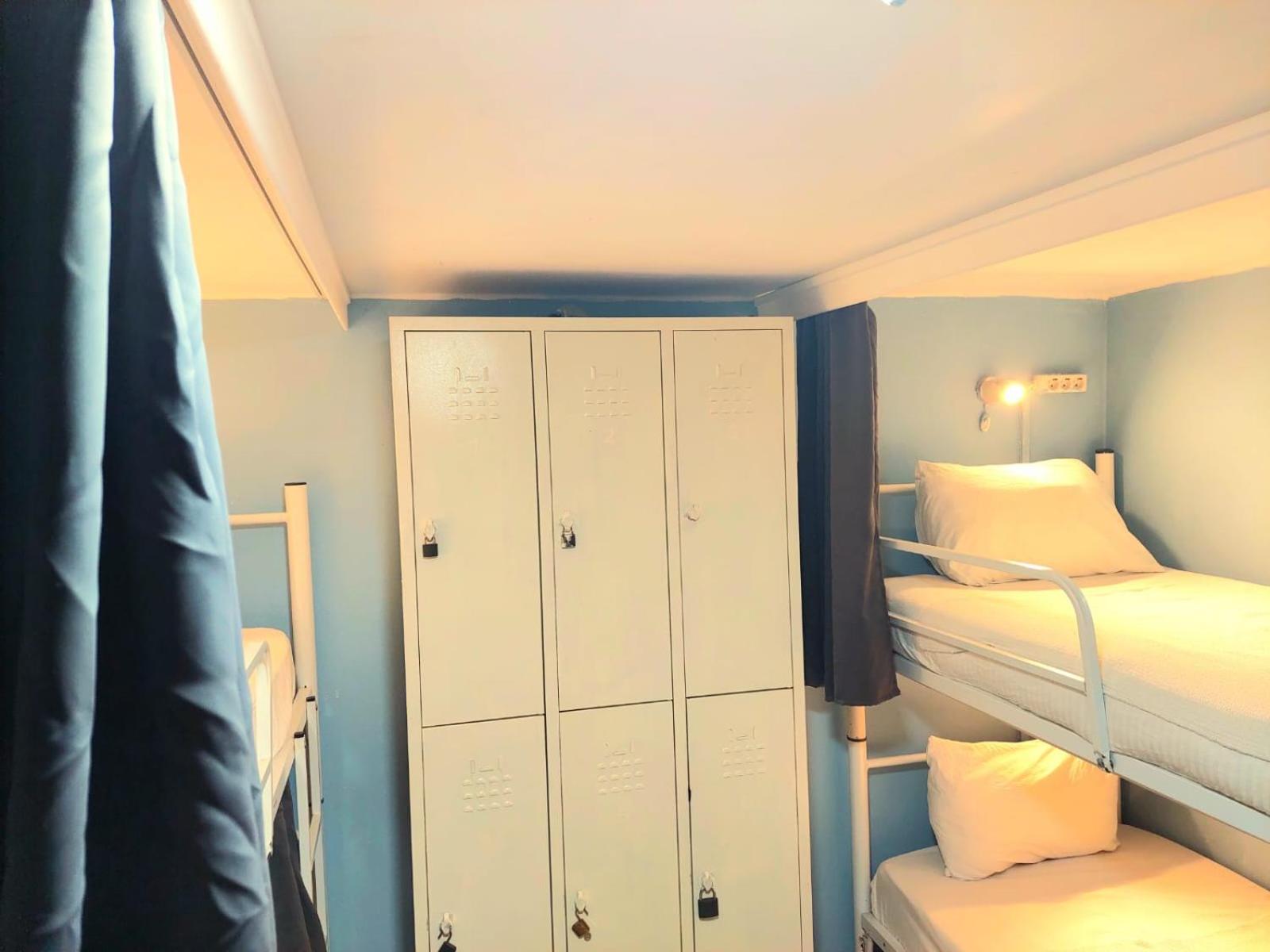 Bed In 8-Bed Mixed Dormitory Room photo 2