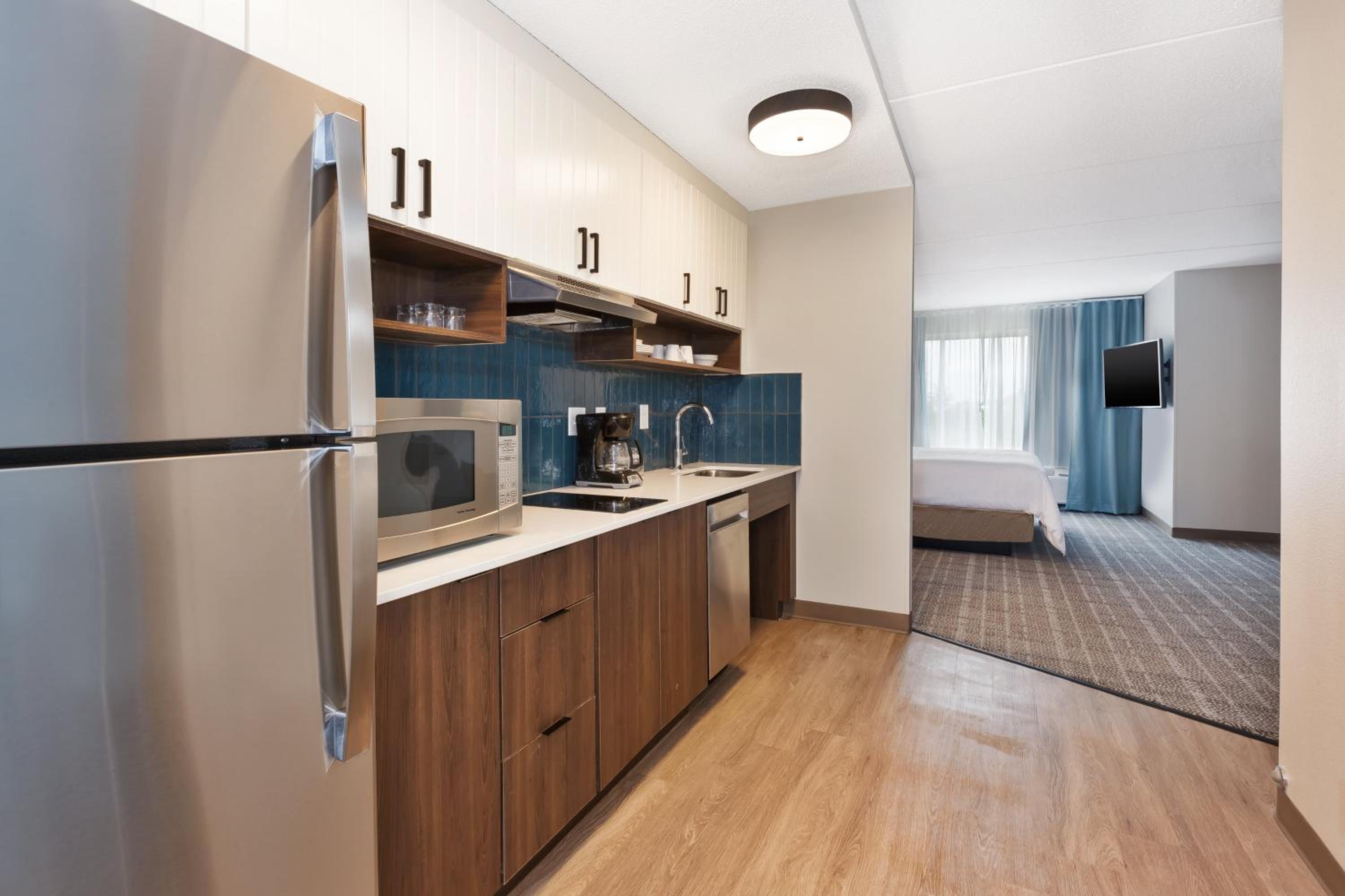King Studio Suite - Photo 5