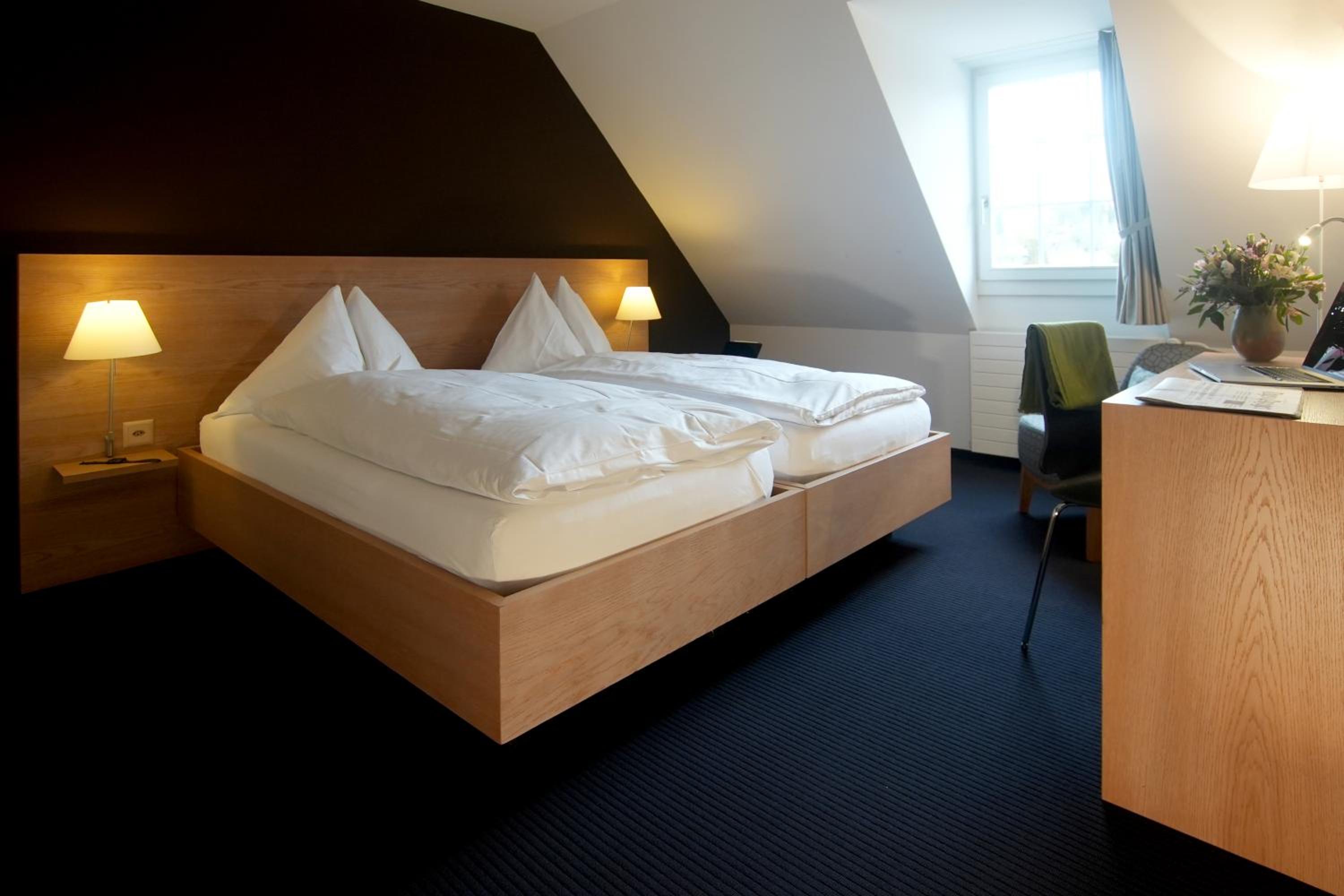 Standard Double Room - Photo 5
