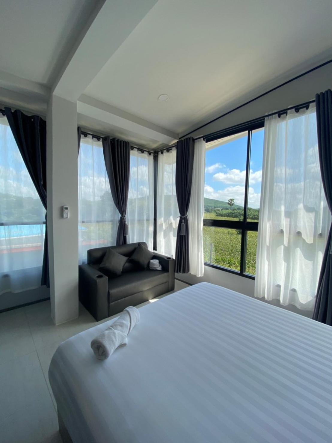 Executive Triple Room - Photo 2
