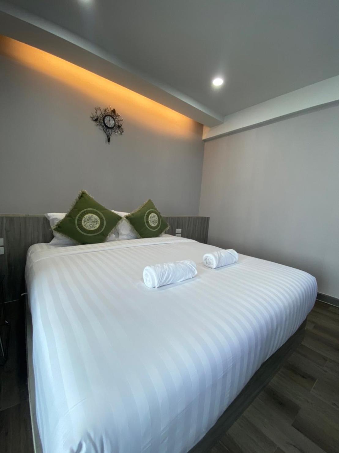 King Room with Mountain View - Photo 3