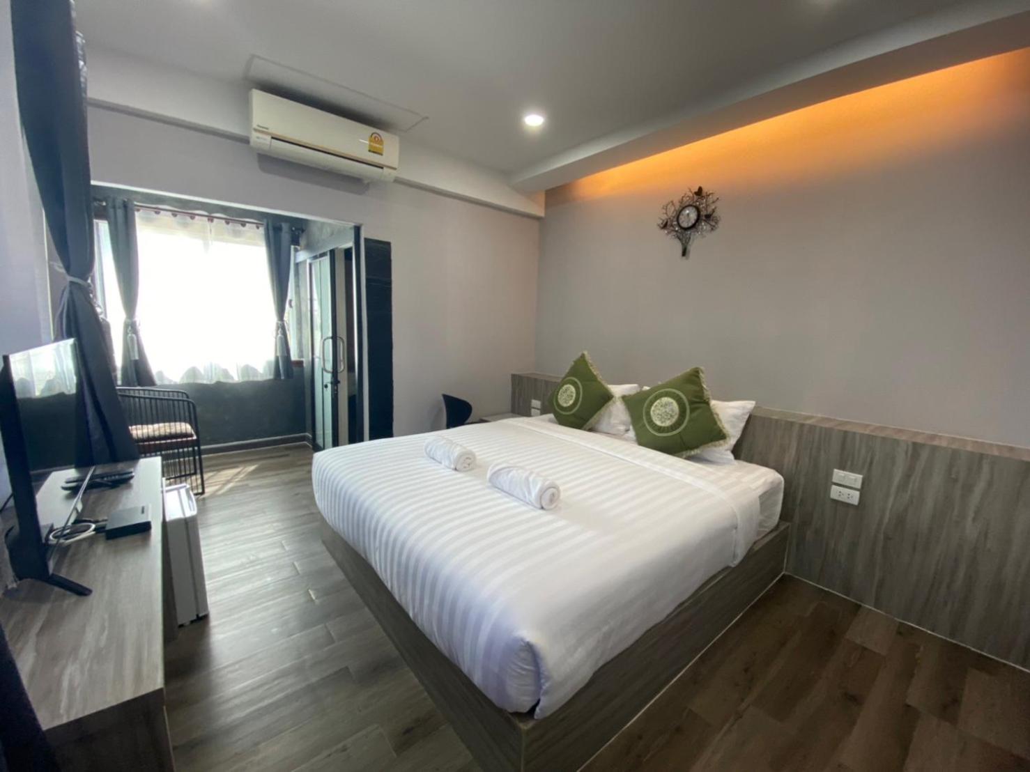 King Room with Mountain View - Photo 2
