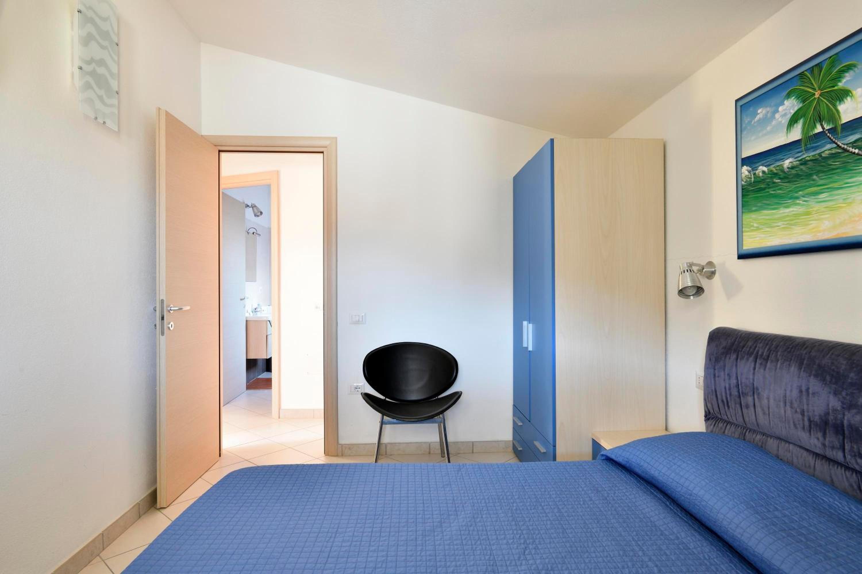 Apartment with Terrace photo 2