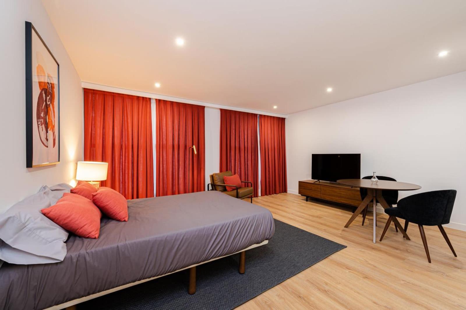 Studio With Sofa Bed