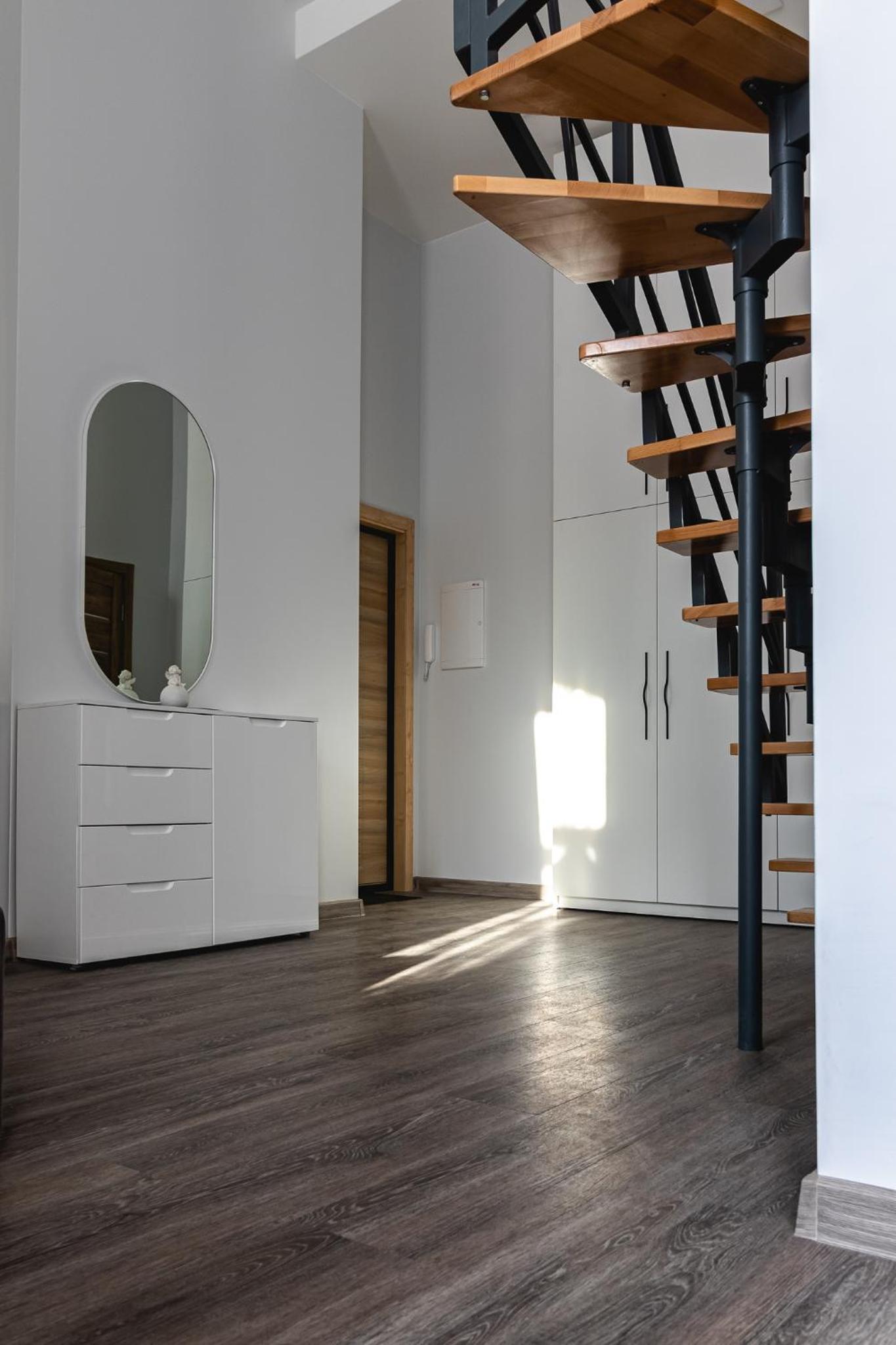 One-Bedroom Apartment - Photo 24