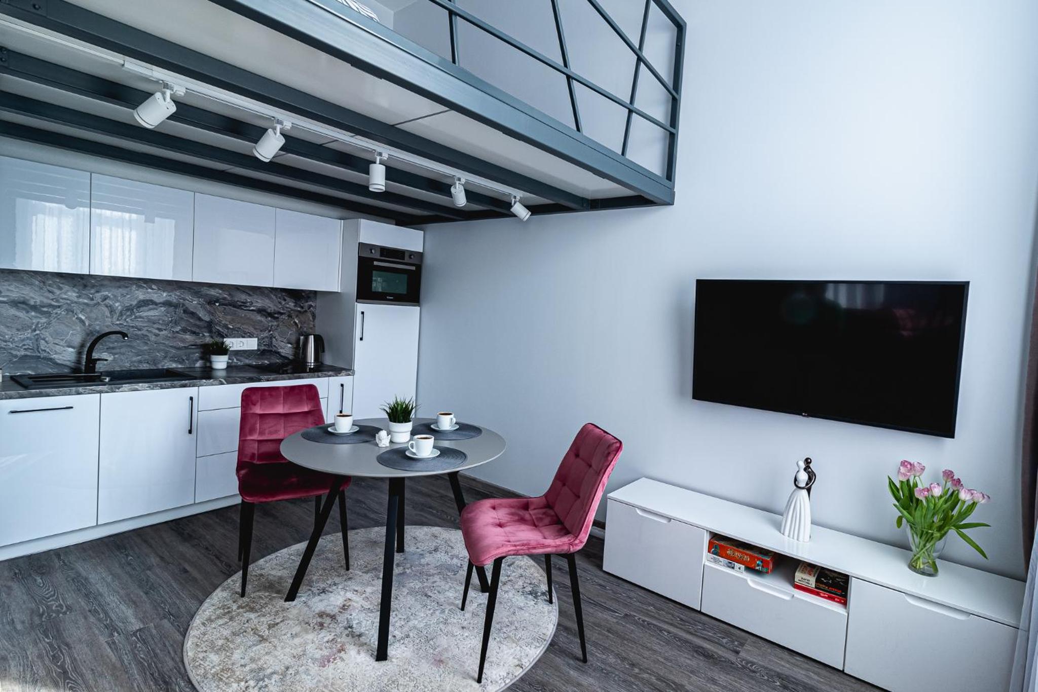 One-Bedroom Apartment - Photo 28