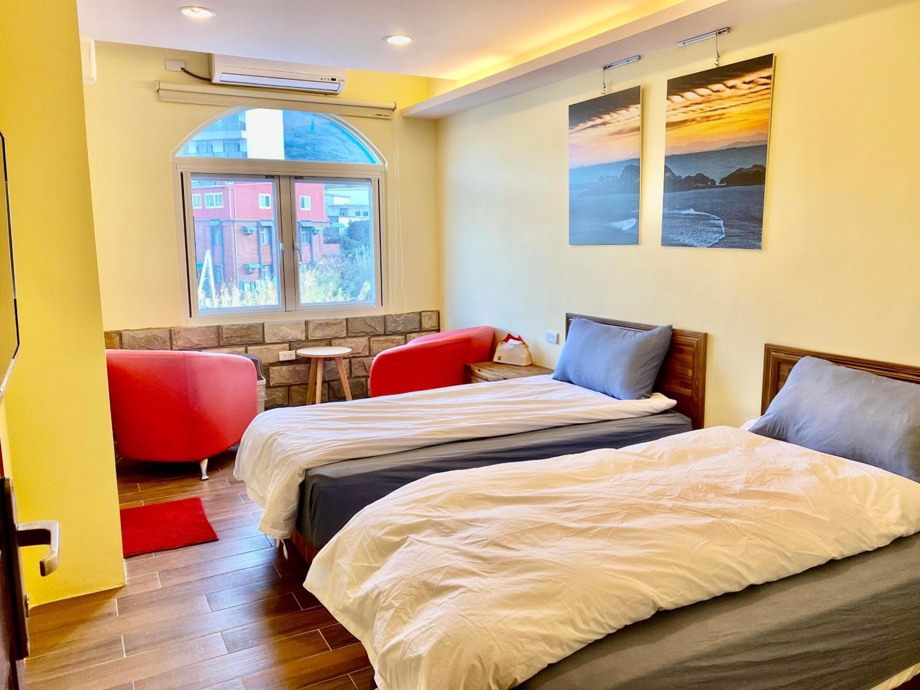 Double or Twin Room with Sea View photo 1