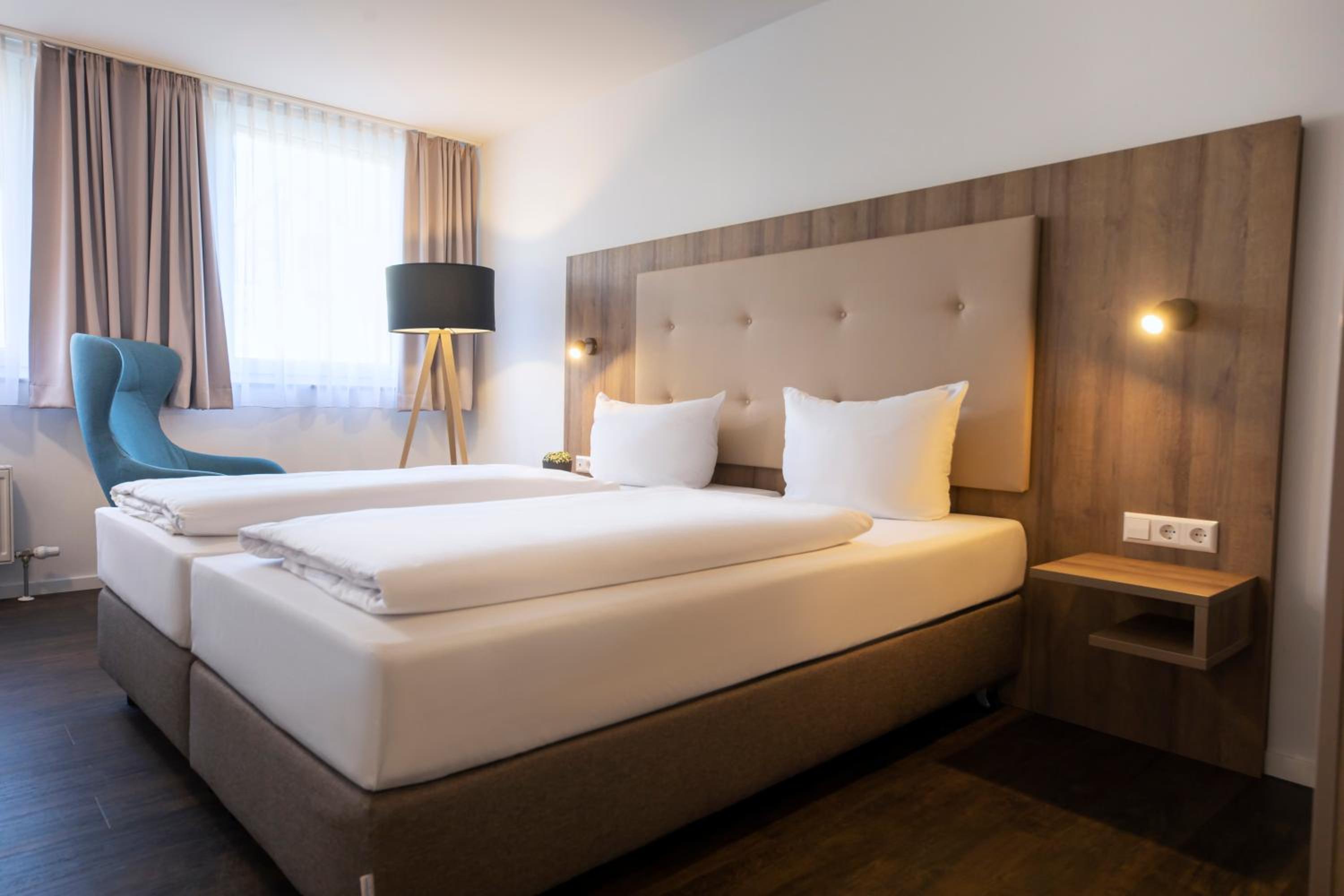 Superior Twin Room - Photo 1
