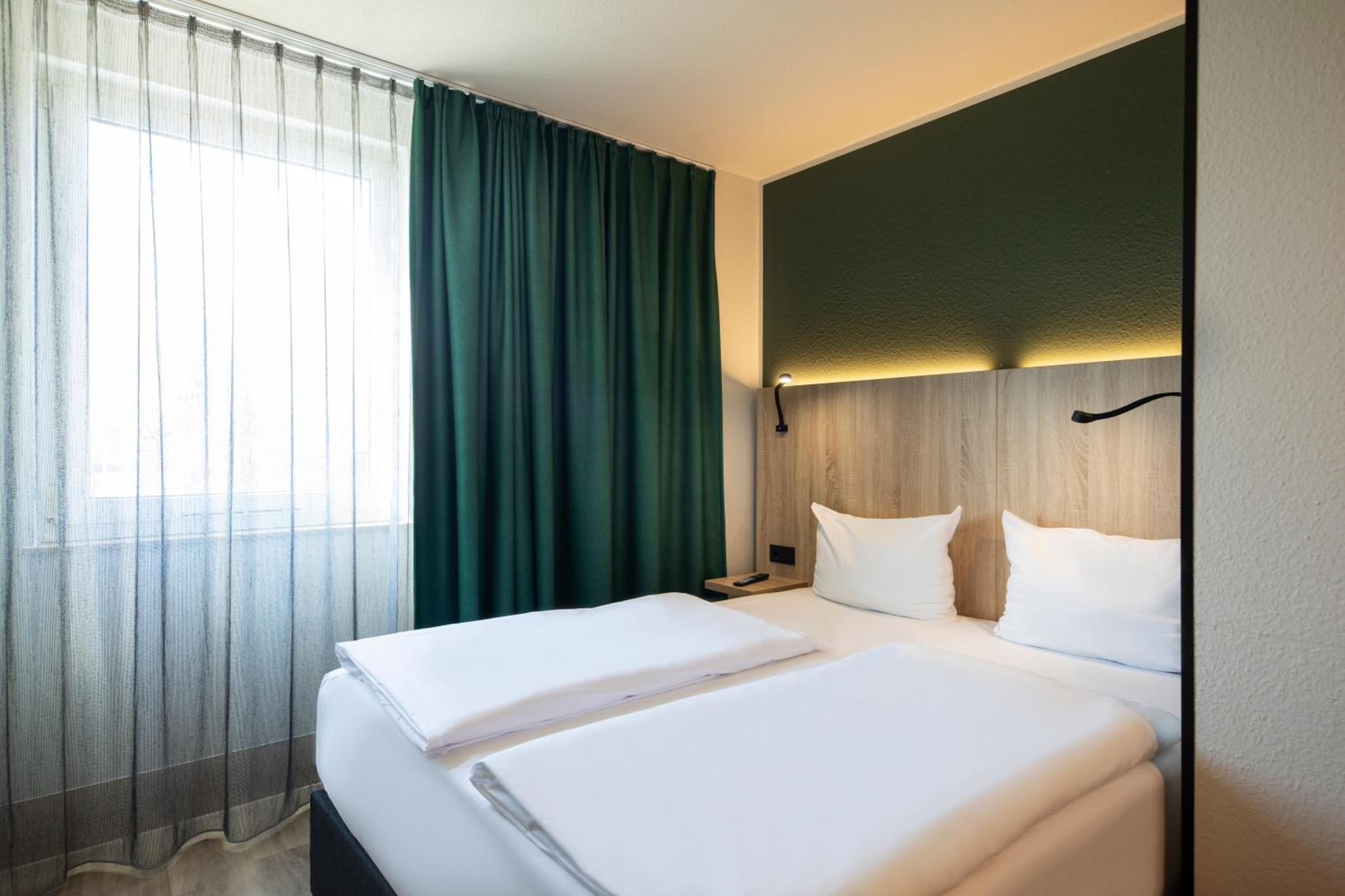 Superior Twin Room - Photo 18