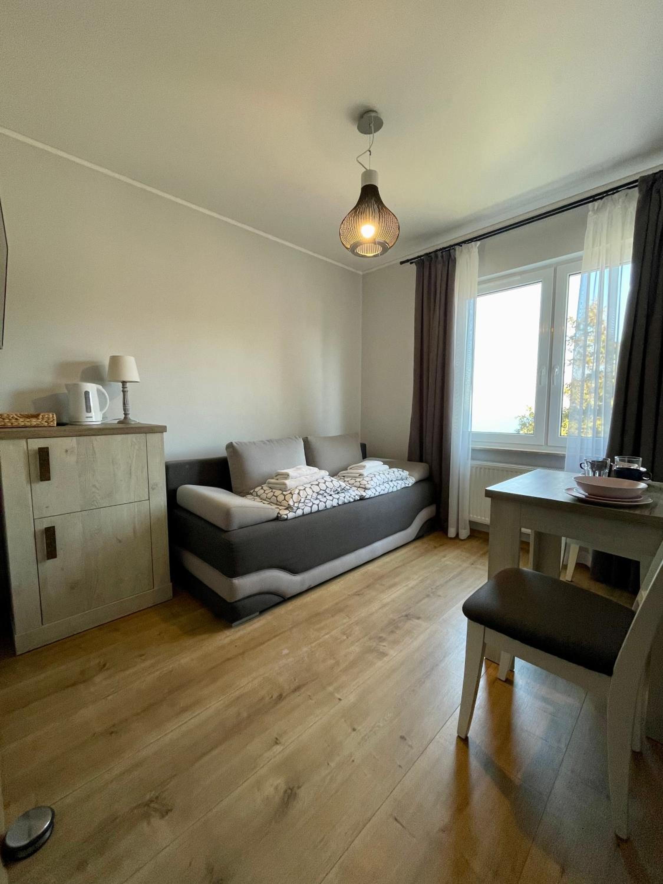 Small Double Room photo 3
