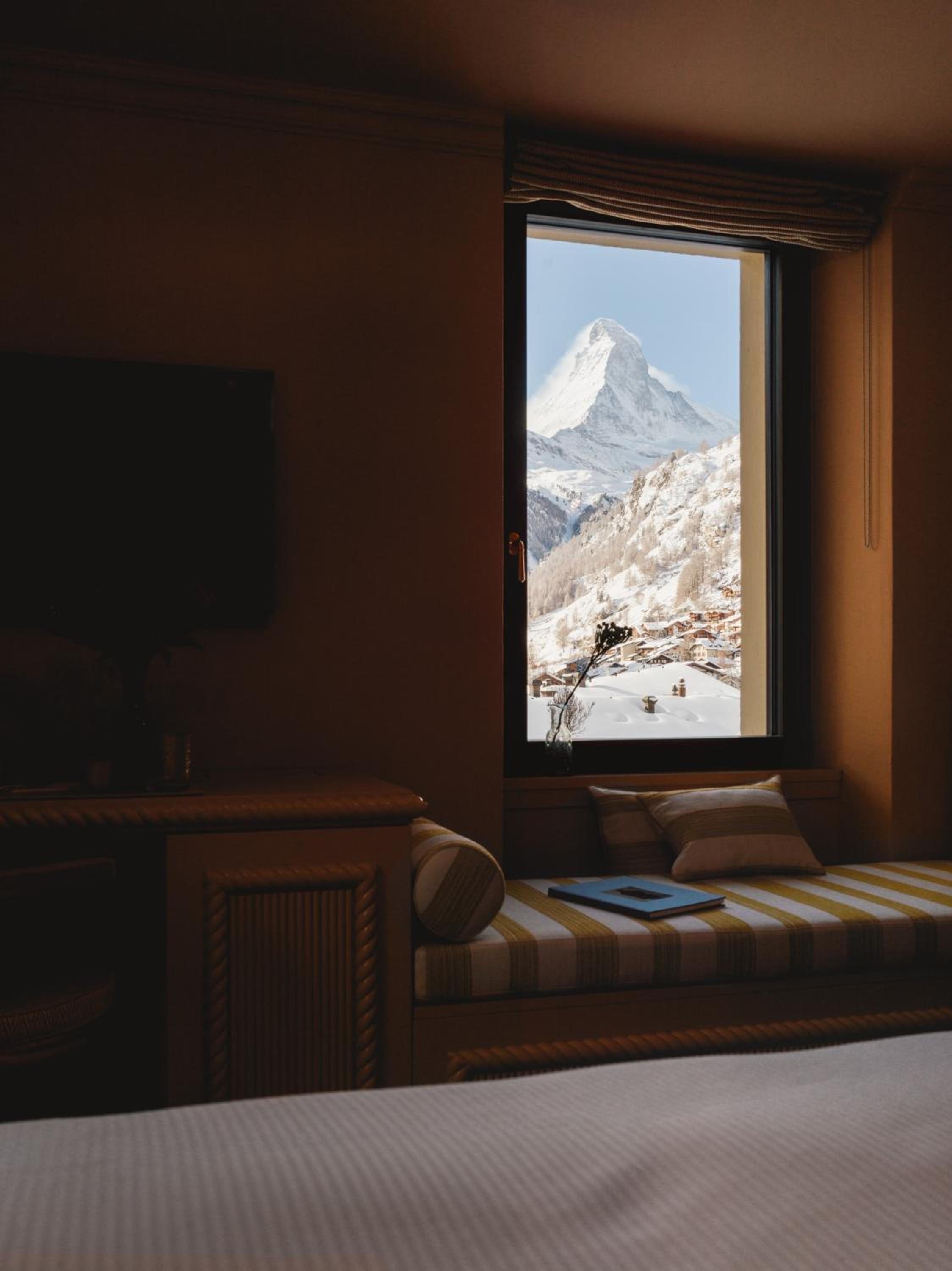 Single Room thumbnail 5