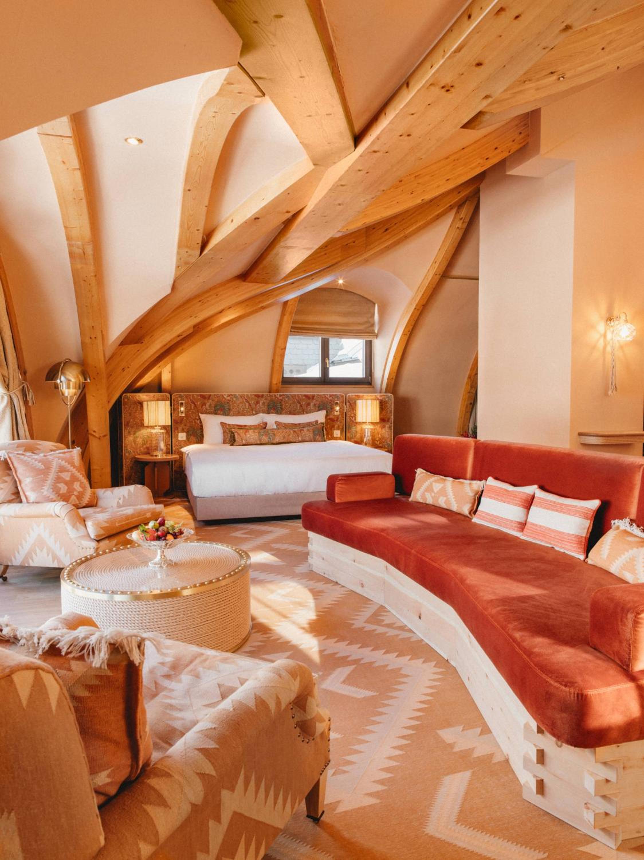 Tower Spa Suite thumbnail 5