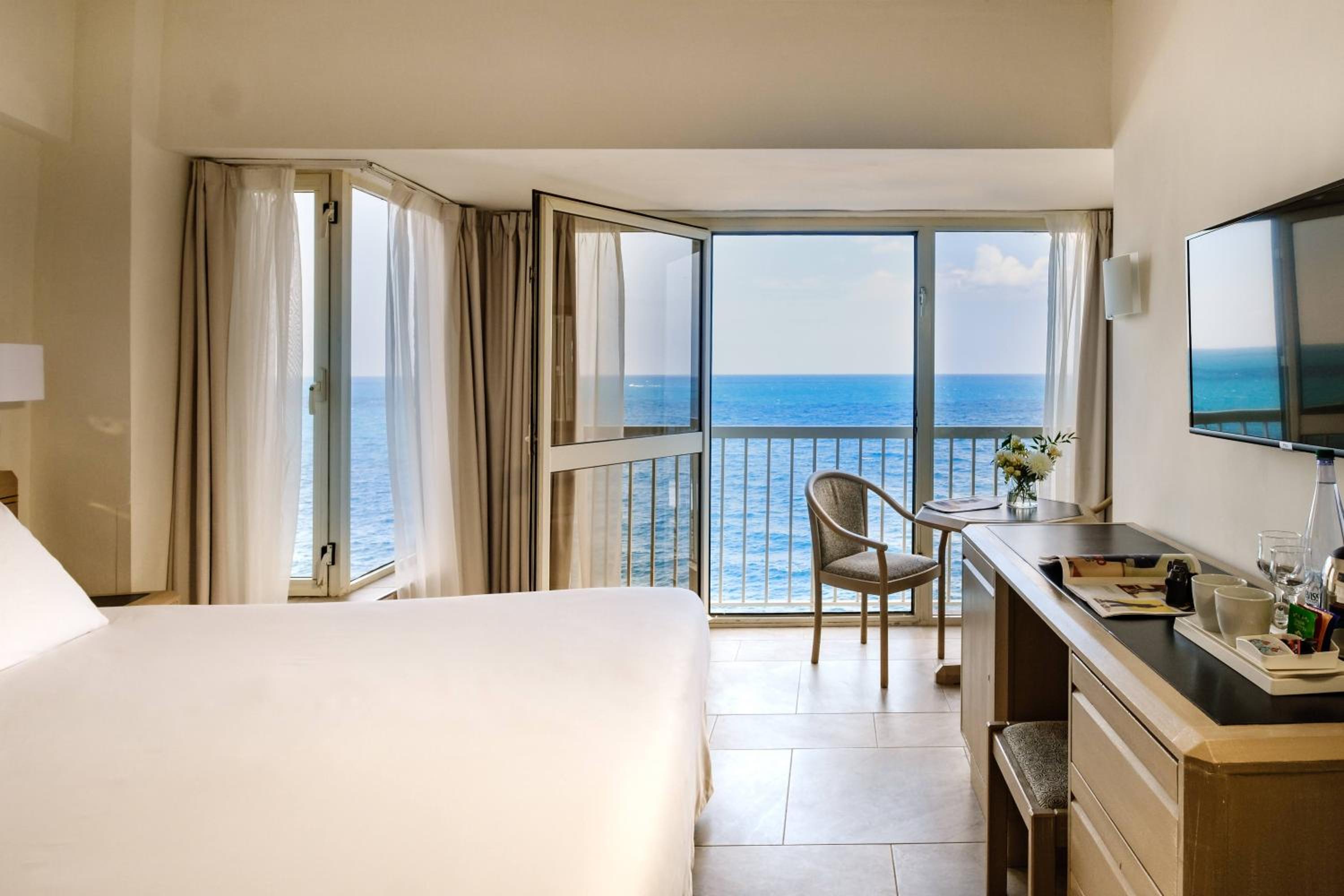 Standard Double or Twin Room with Sea View