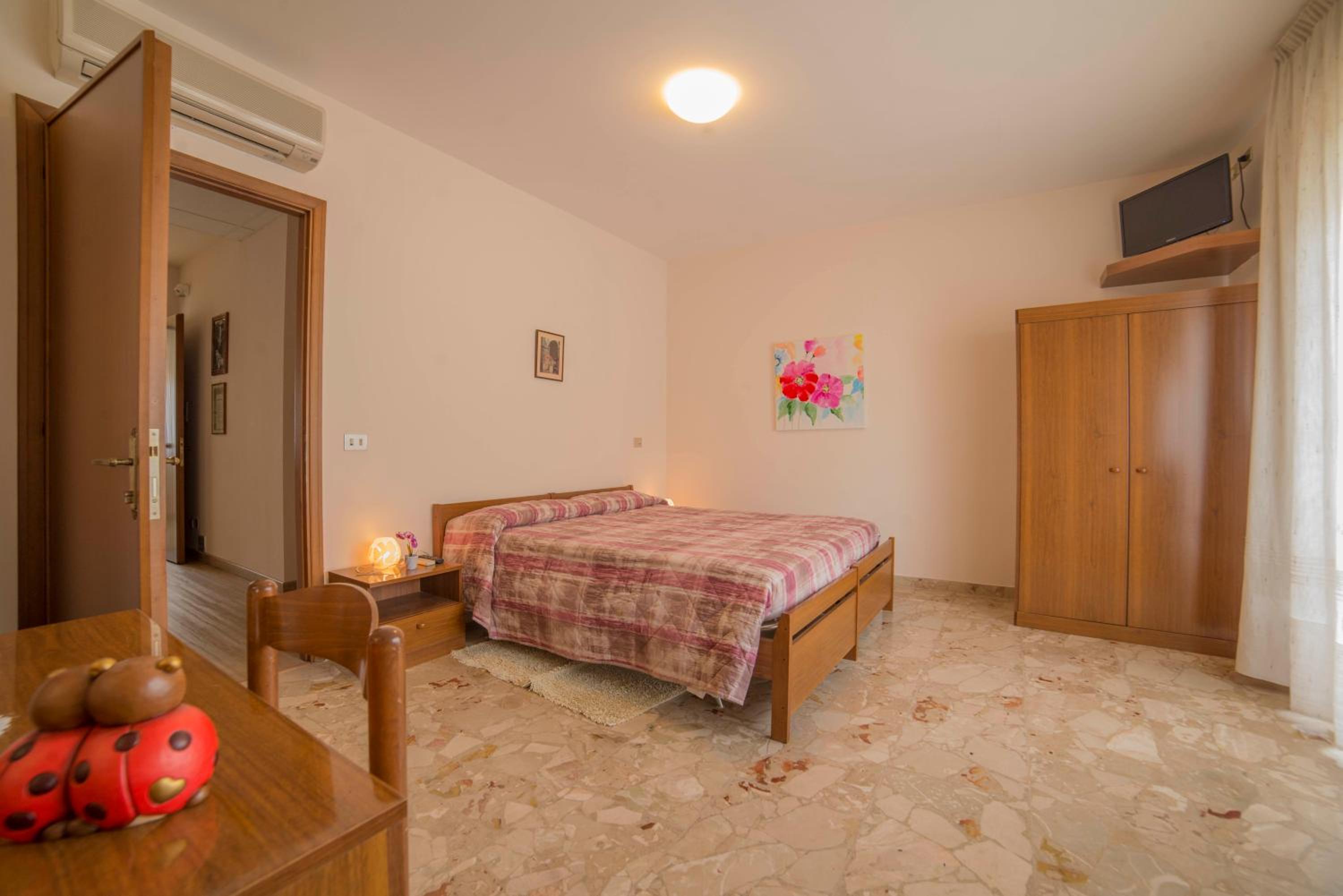 Junior Suite with Balcony photo 3