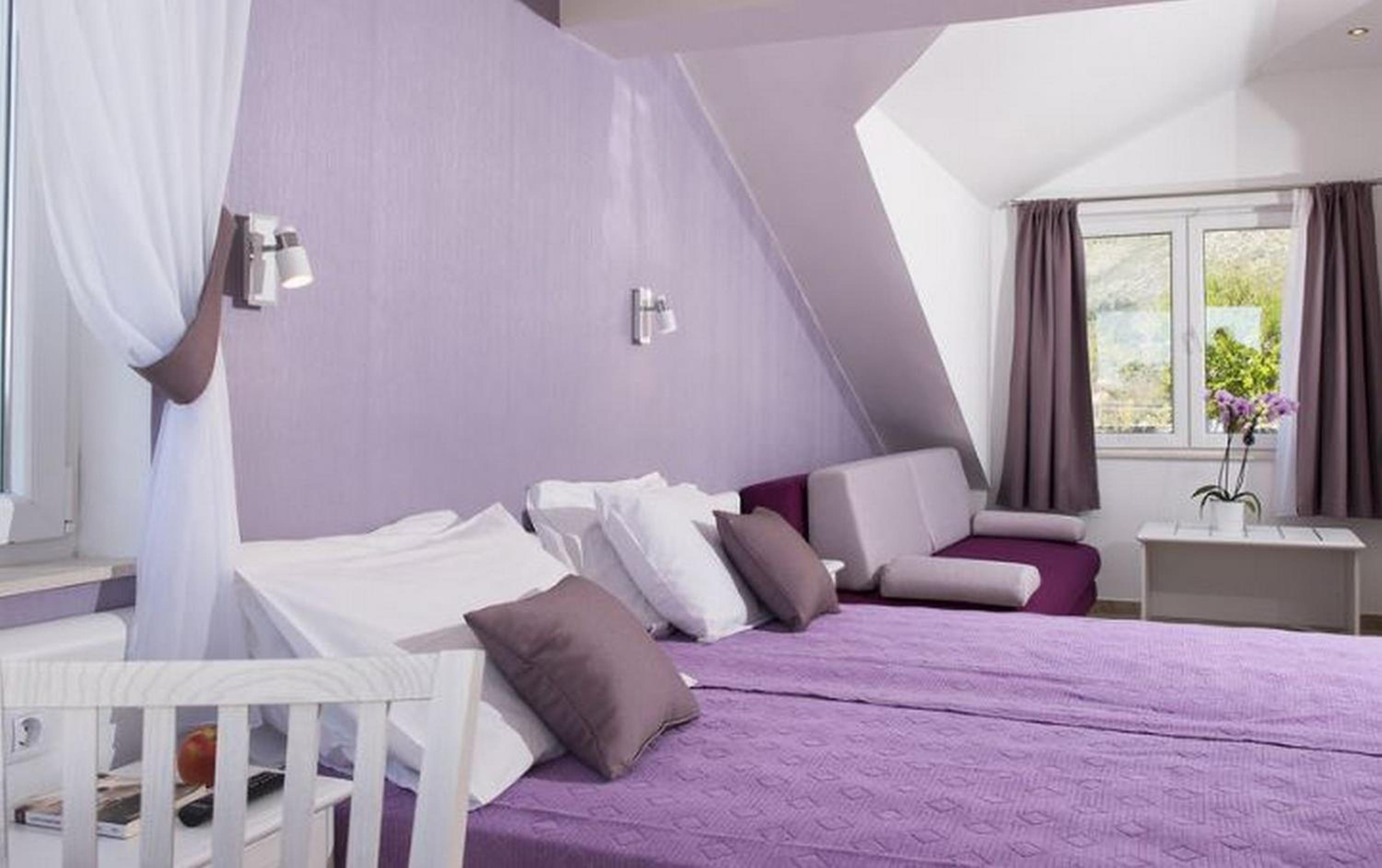 Studio Apartment with Balcony and Sea View photo 1