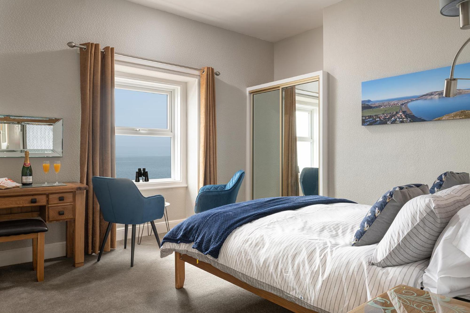 King Room with Sea View - Photo 1