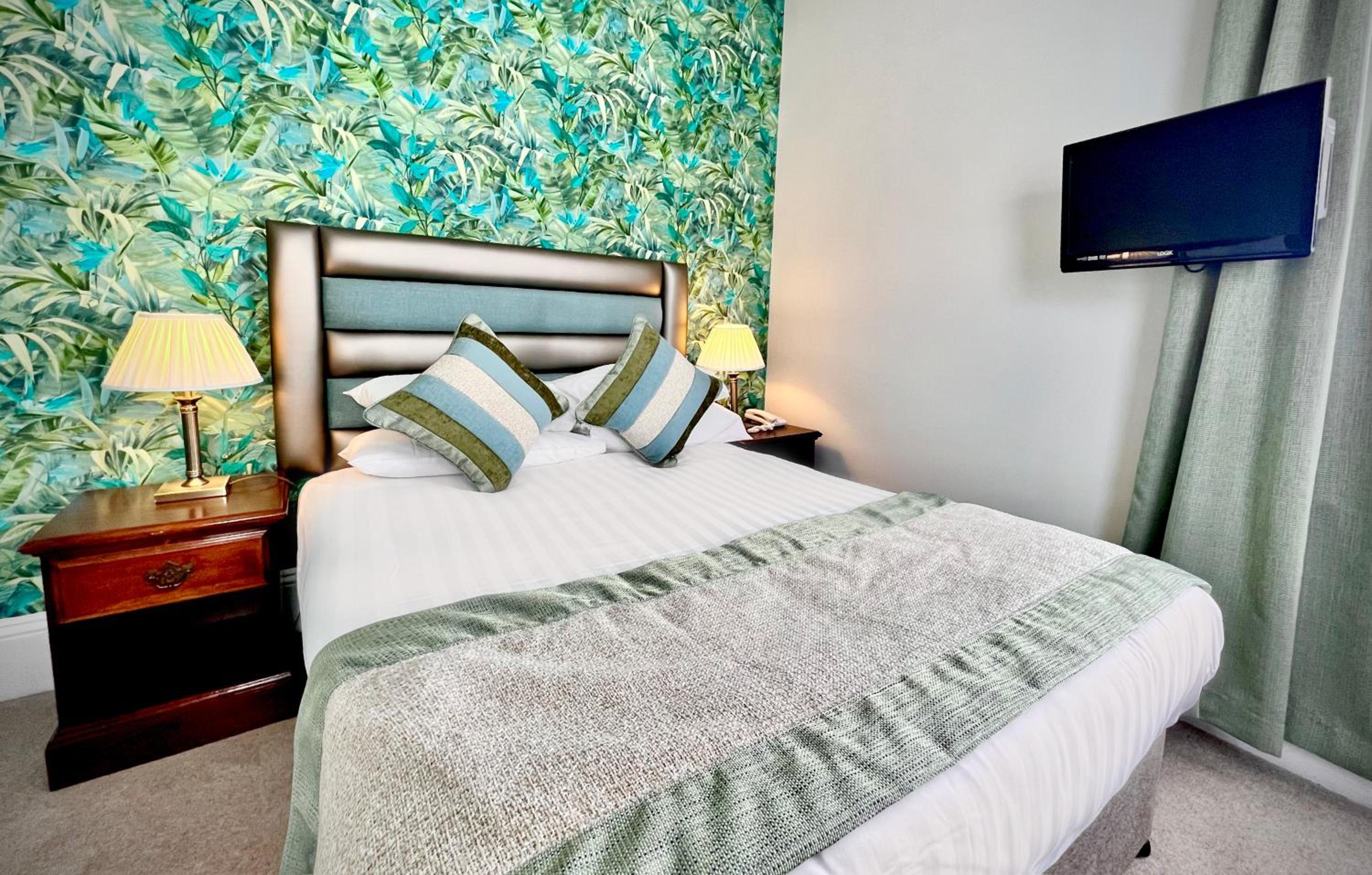 Standard  Double Room - Photo 5