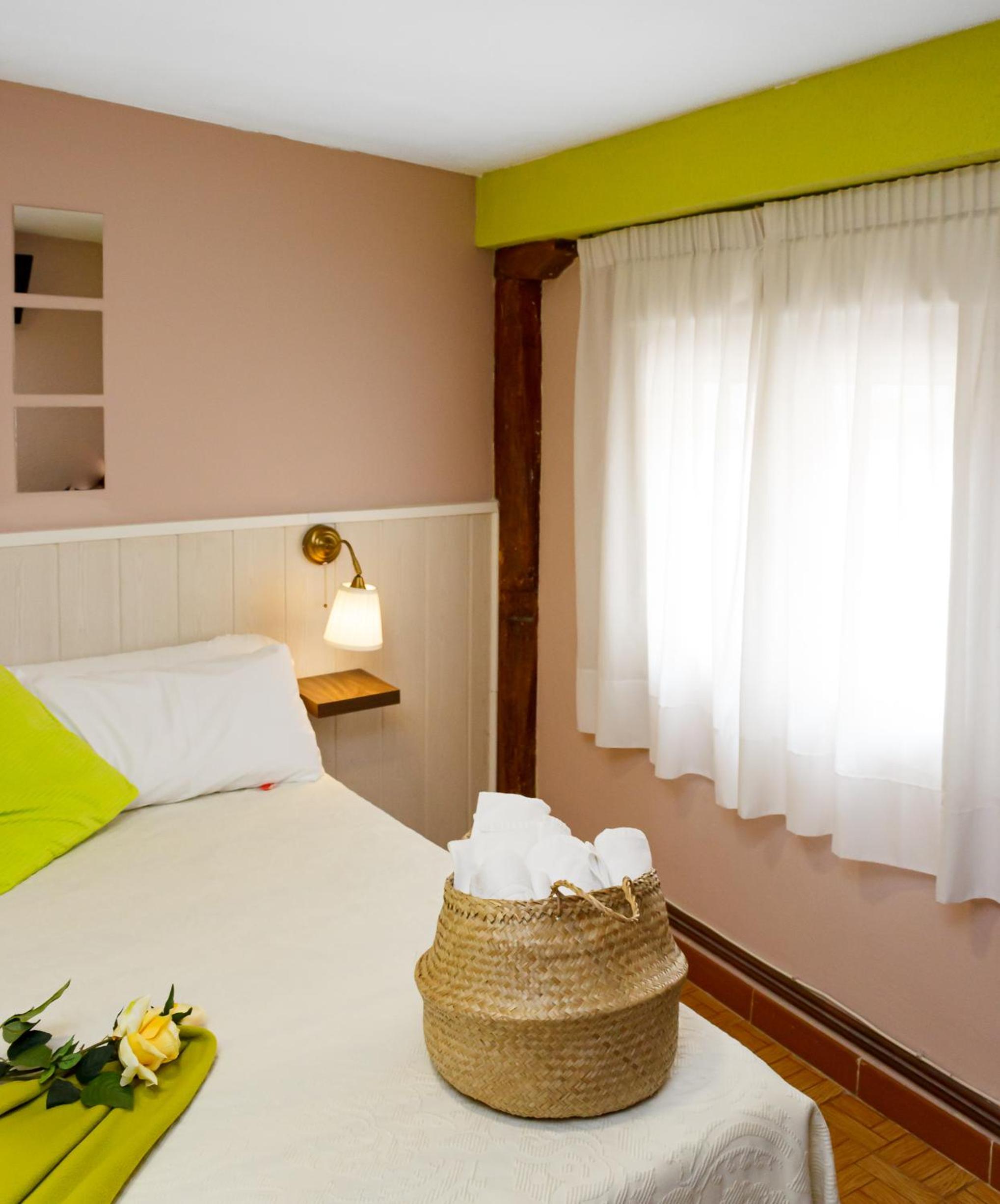 Habitación Doble Estándar con Baño Compartido
