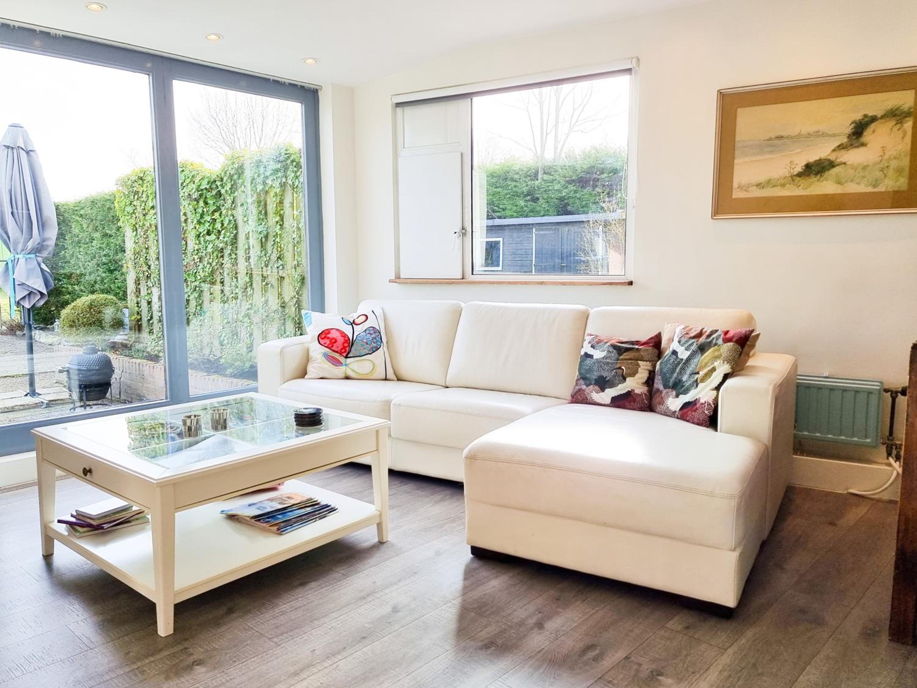One-Bedroom House photo 1