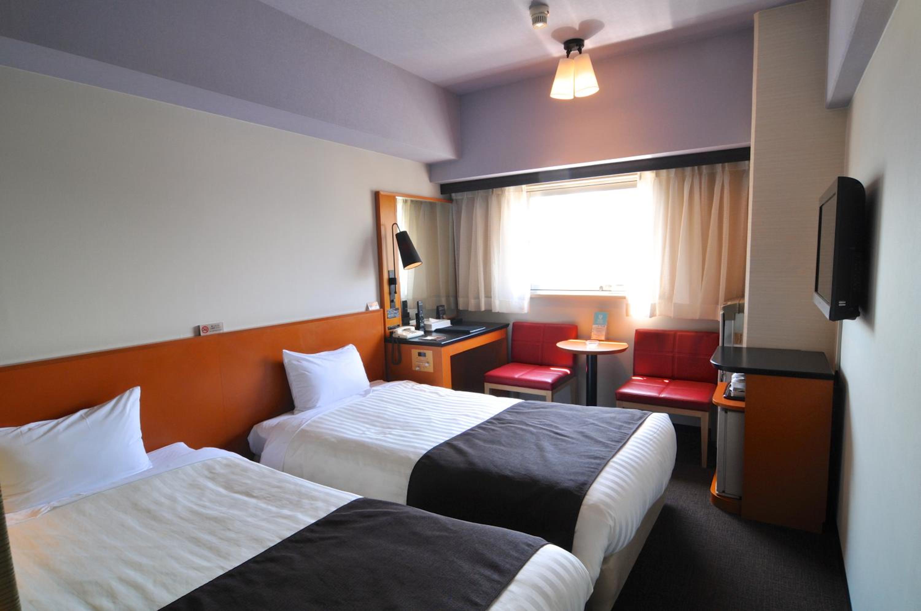 Twin Room - Smoking photo 1