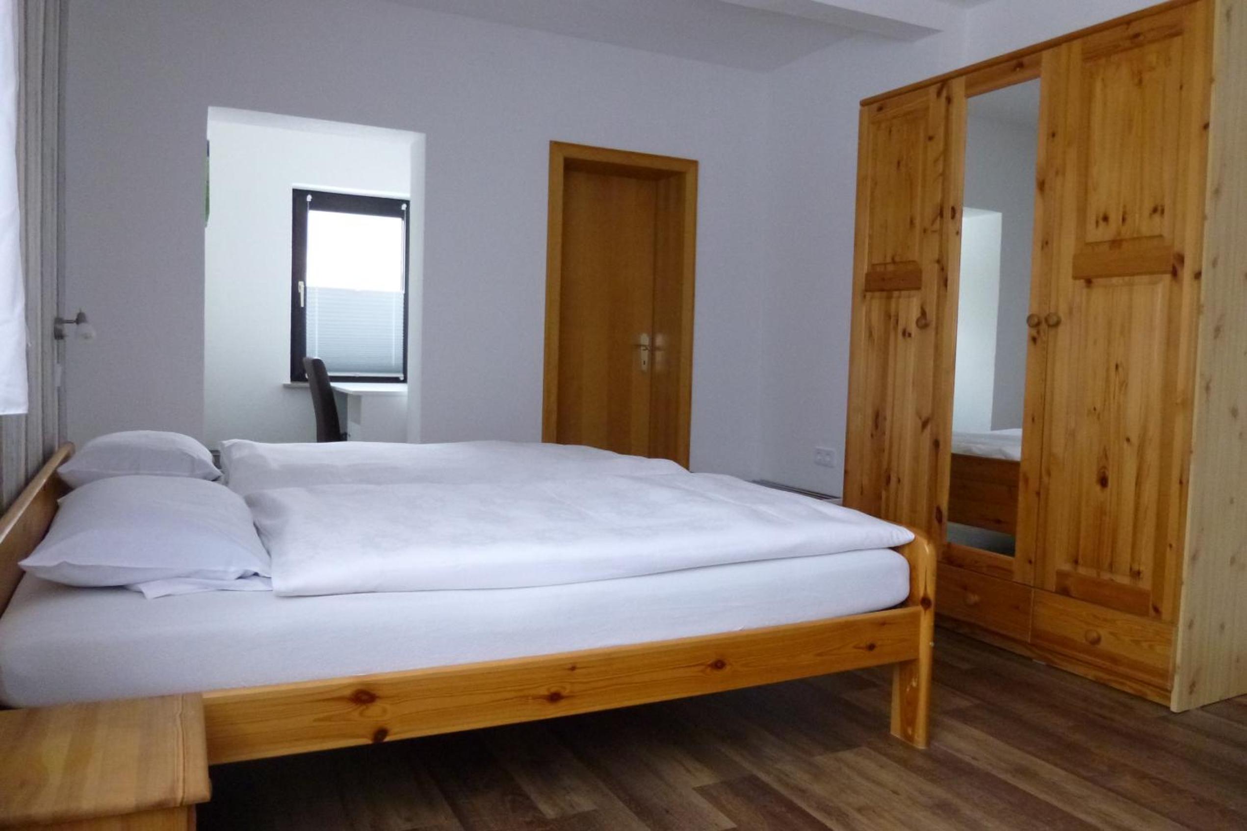 Double Room - Photo 5