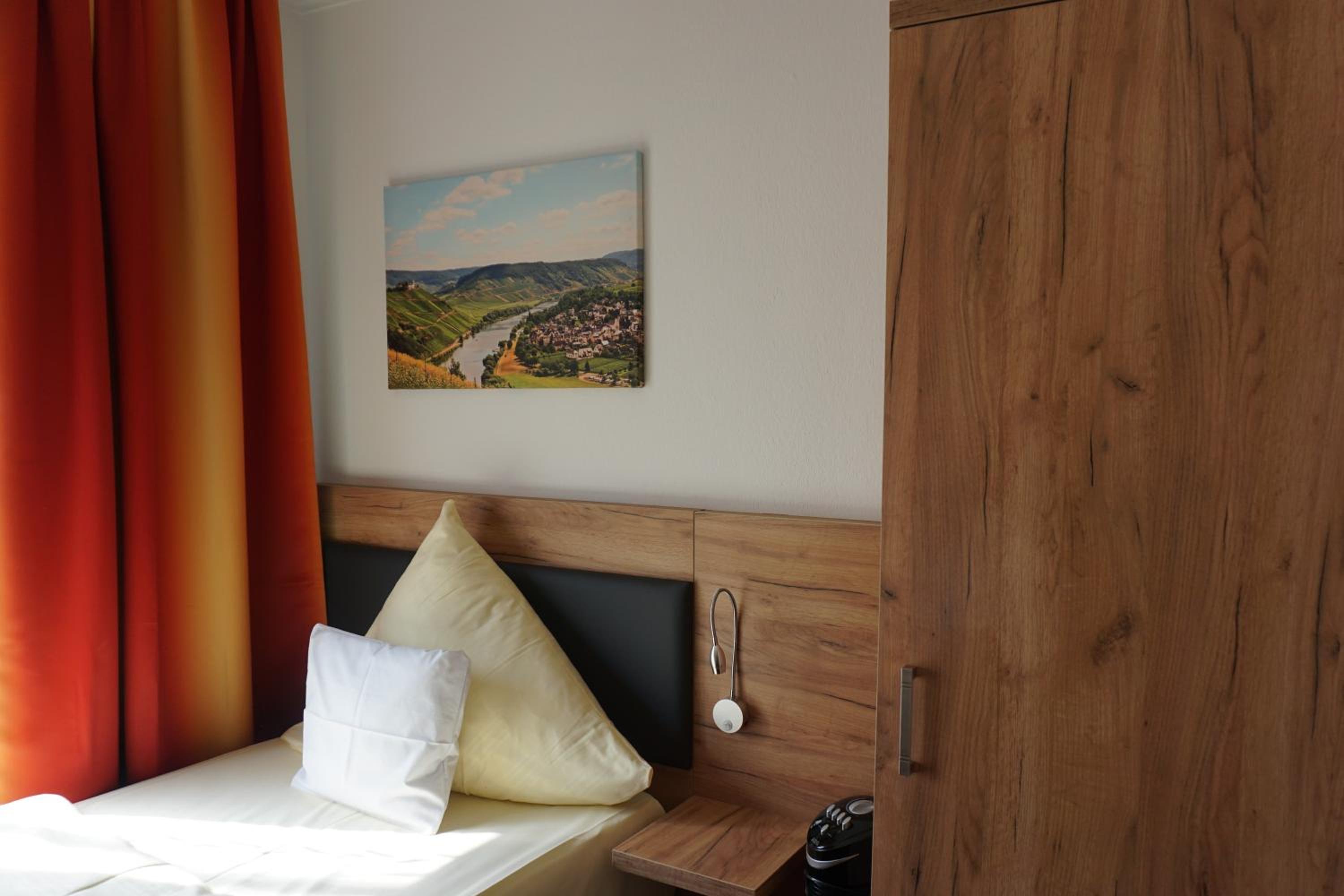 Single Room with Shower