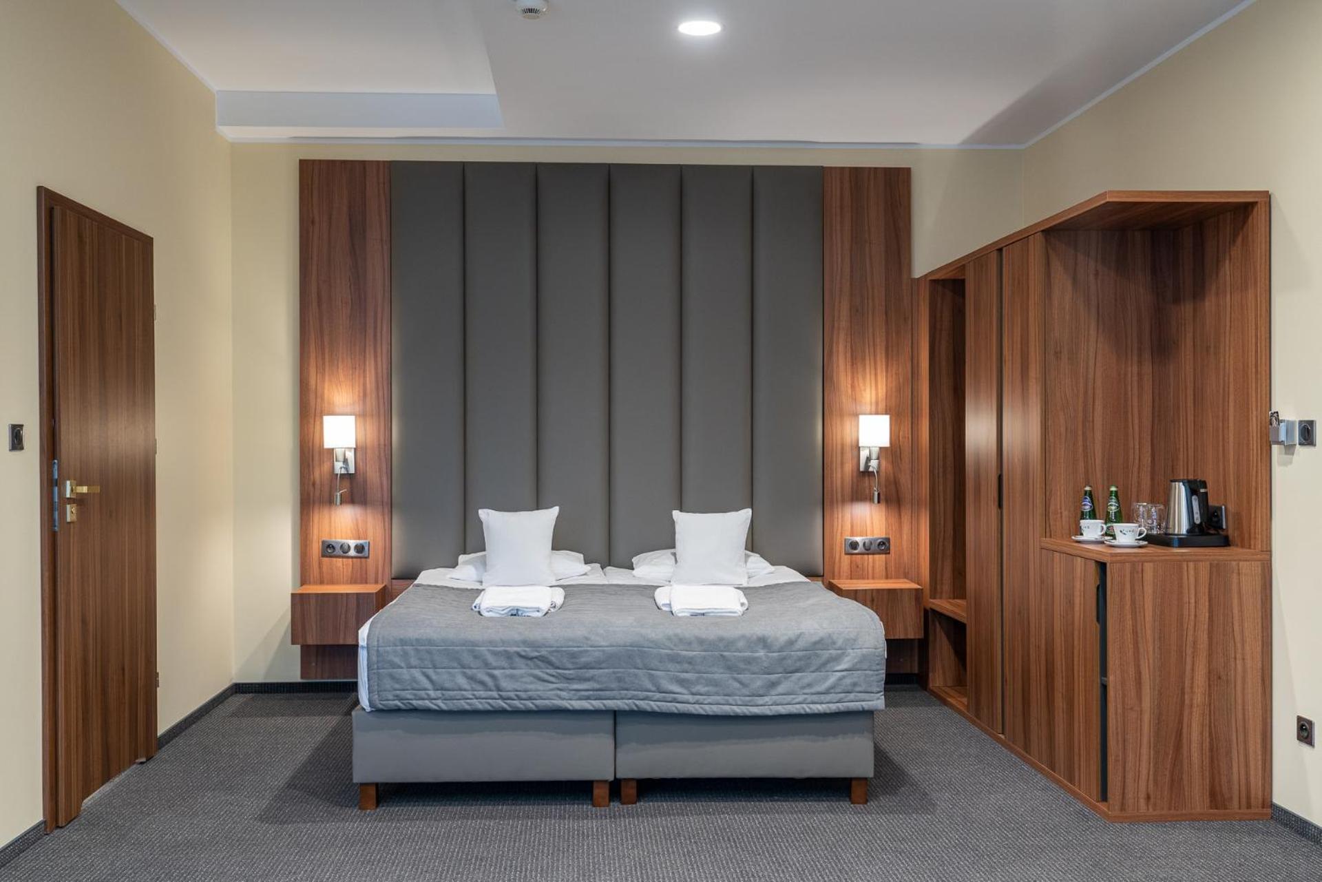 Deluxe Family Suite photo 3