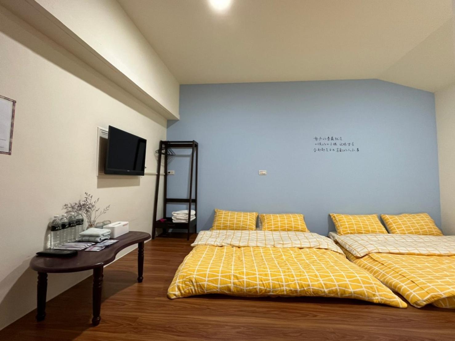Quadruple Room with Private Bathroom photo 3