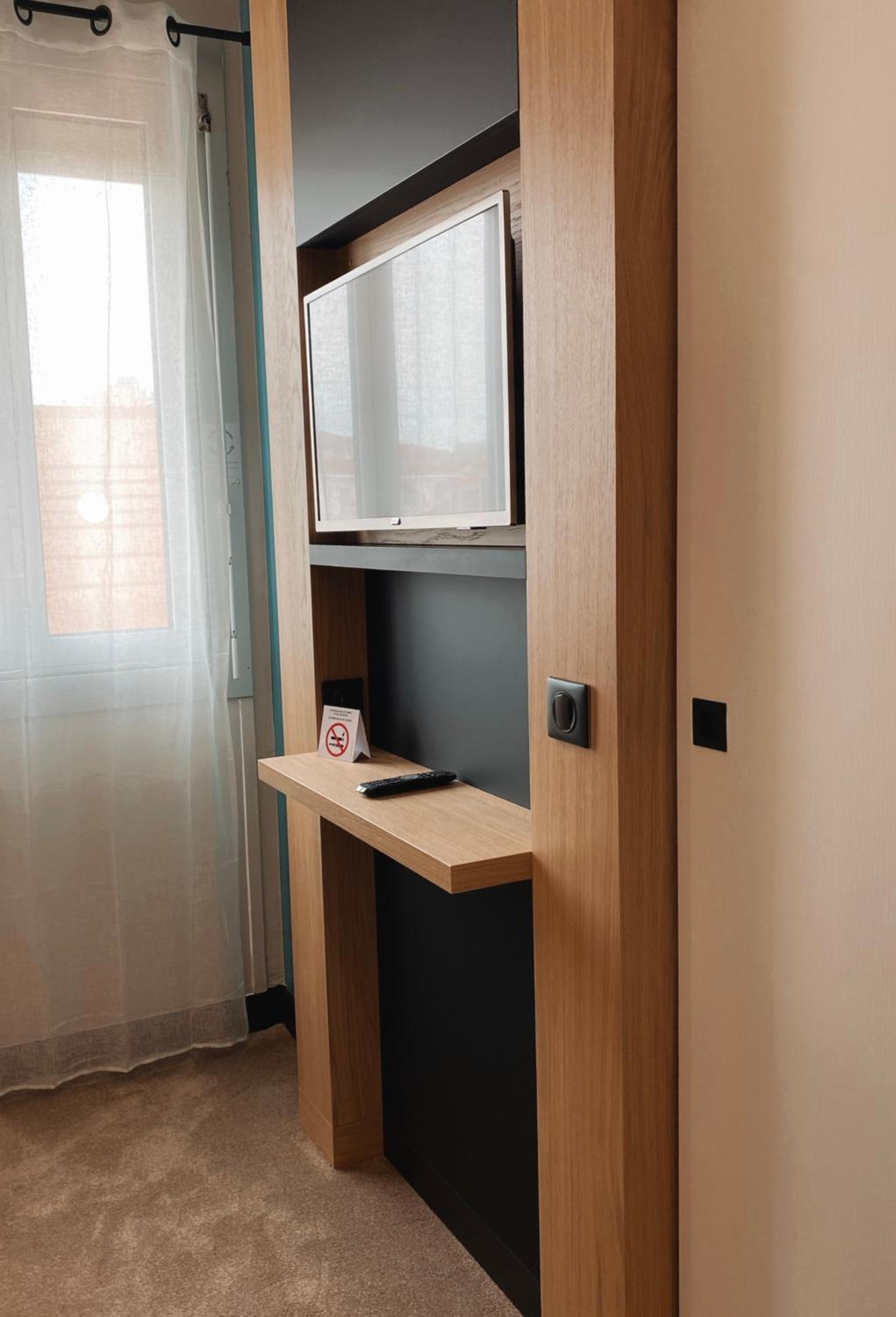 Economy Double Room photo 2