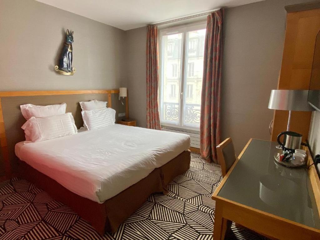 Standard Double or Twin Room photo 1