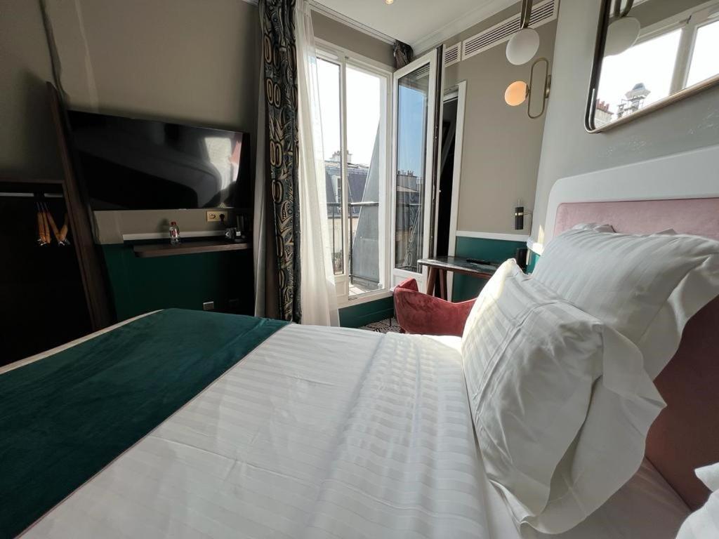 Double Room with Balcony photo 1