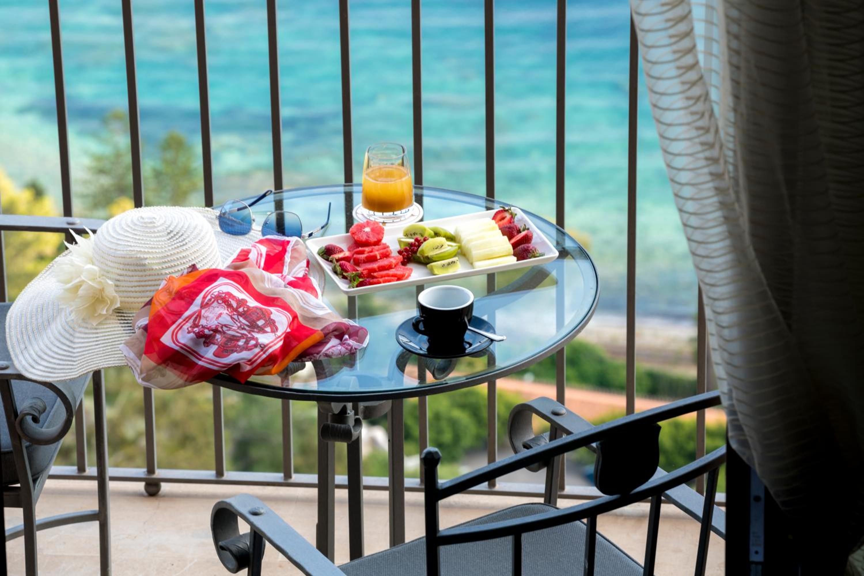 Junior Suite with Sea View photo 2