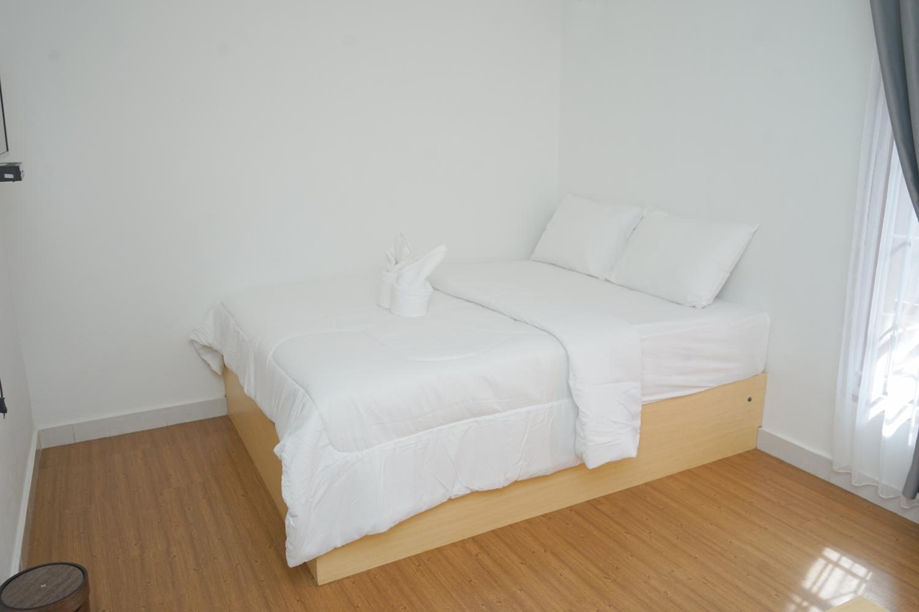 Double Room with Terrace - Photo 23