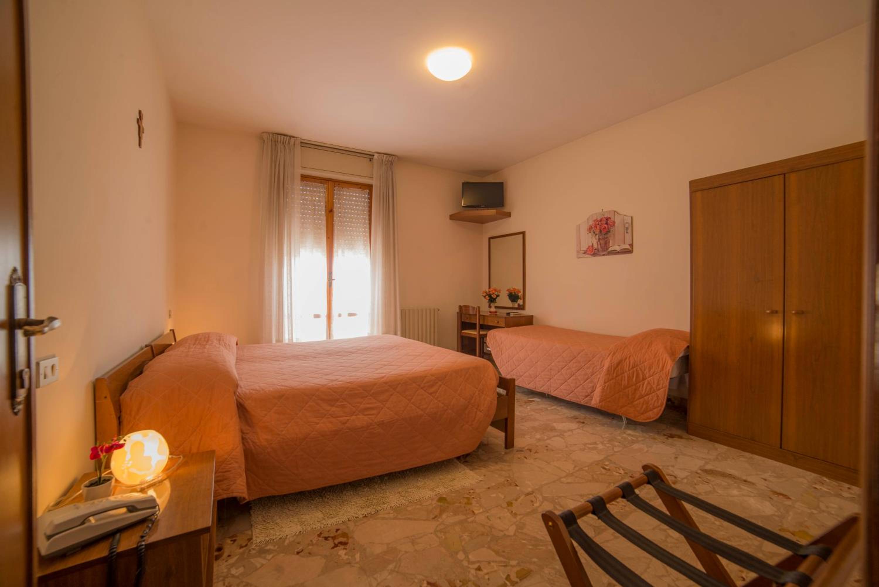 Triple Room with Balcony photo 3