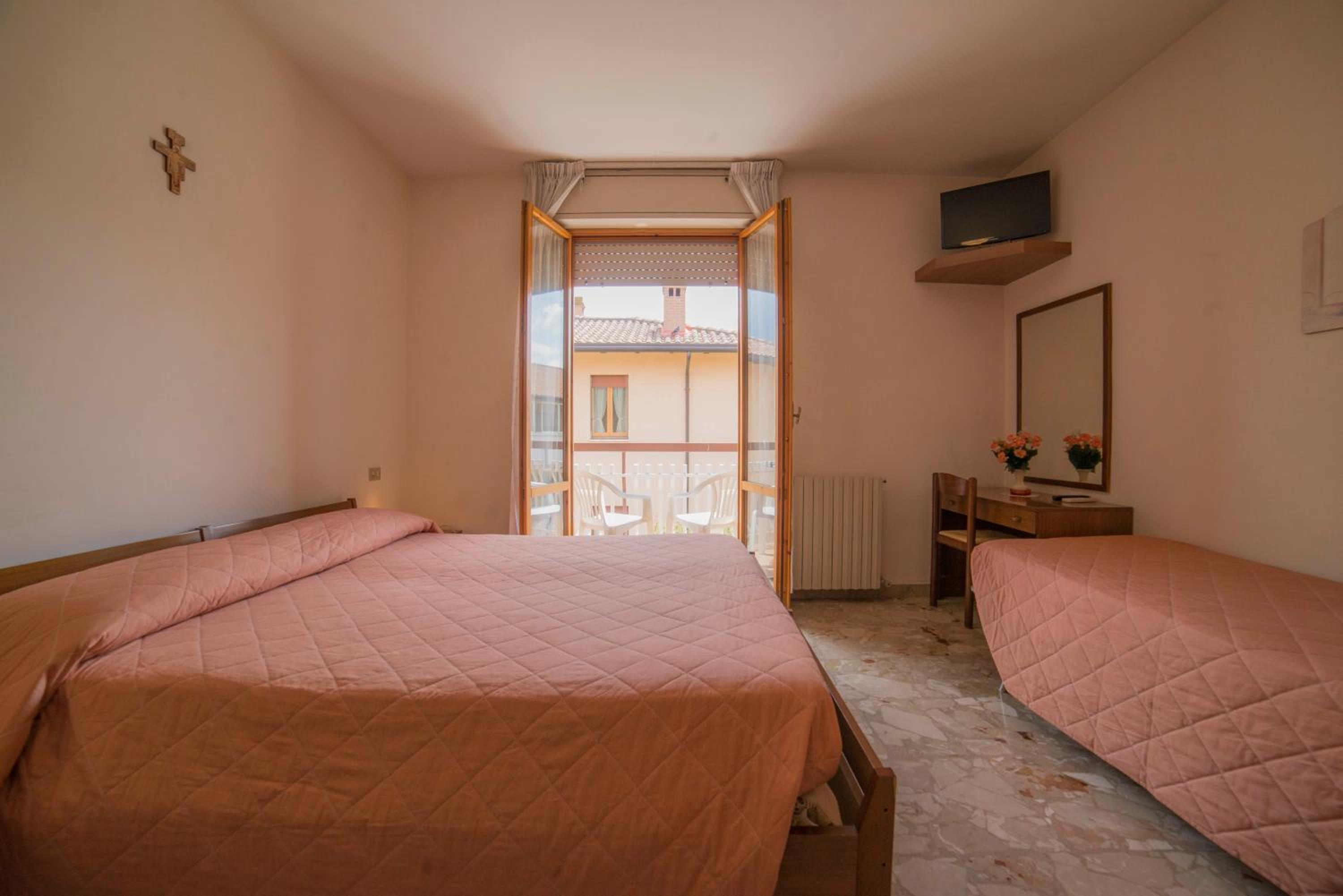 Triple Room with Balcony photo 1