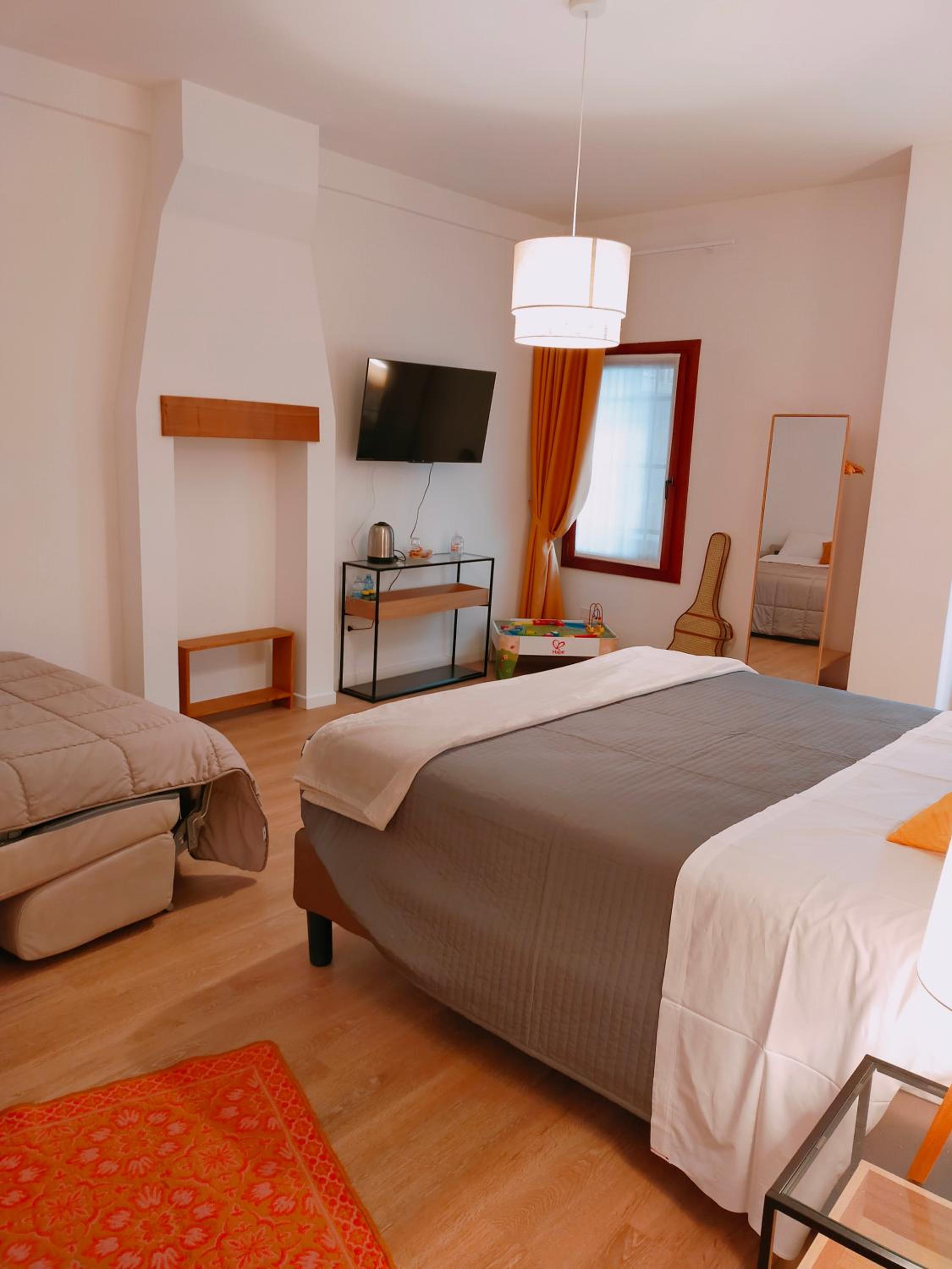 King Room with Balcony photo 1