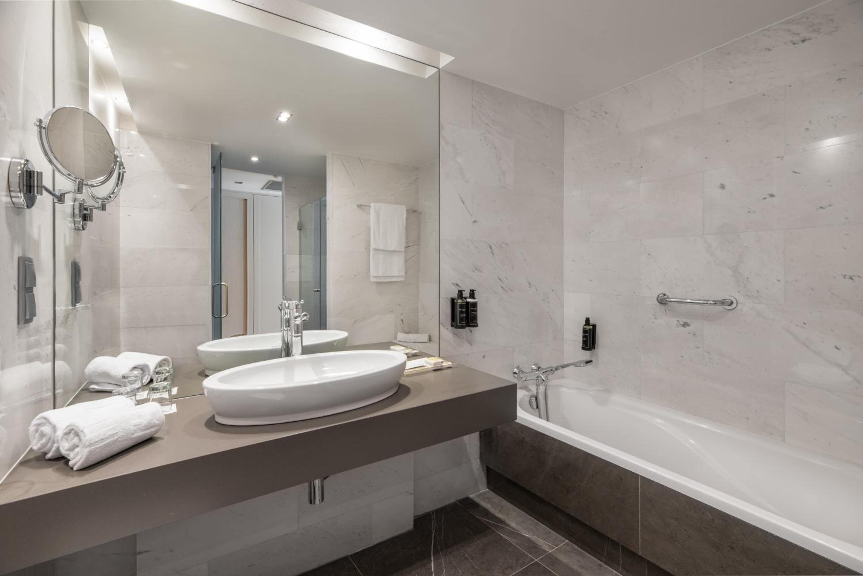 Junior Suite - Photo 2