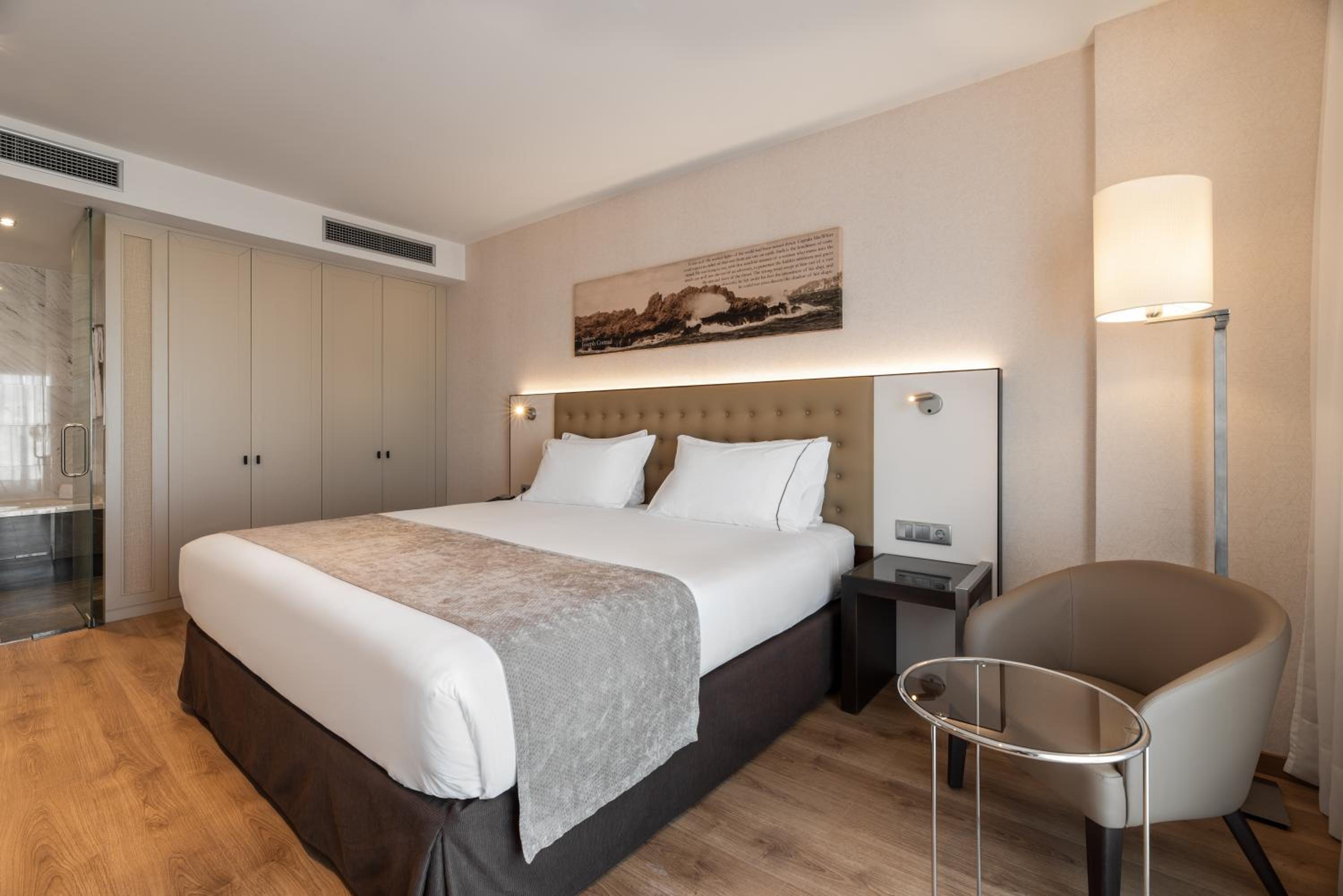 Junior Suite - Photo 12