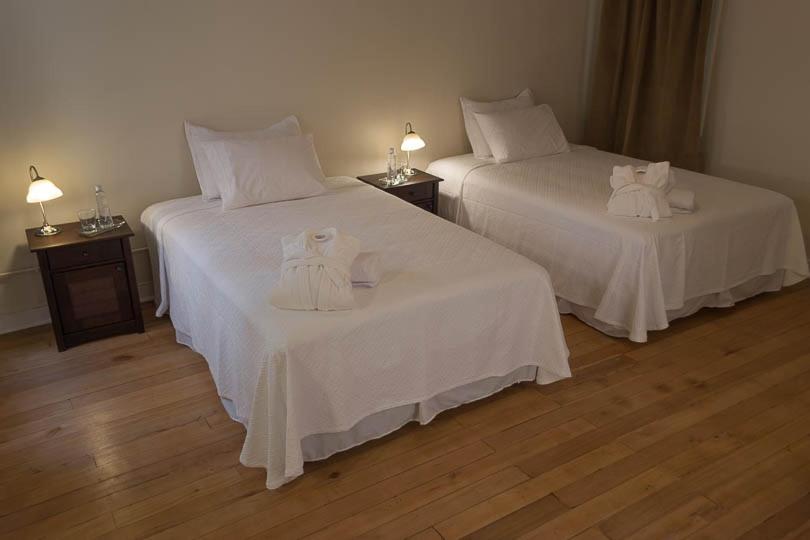 Twin Room with Private Bathroom photo 3