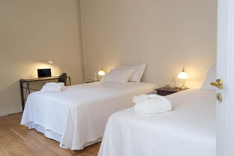 Twin Room with Private Bathroom photo 1