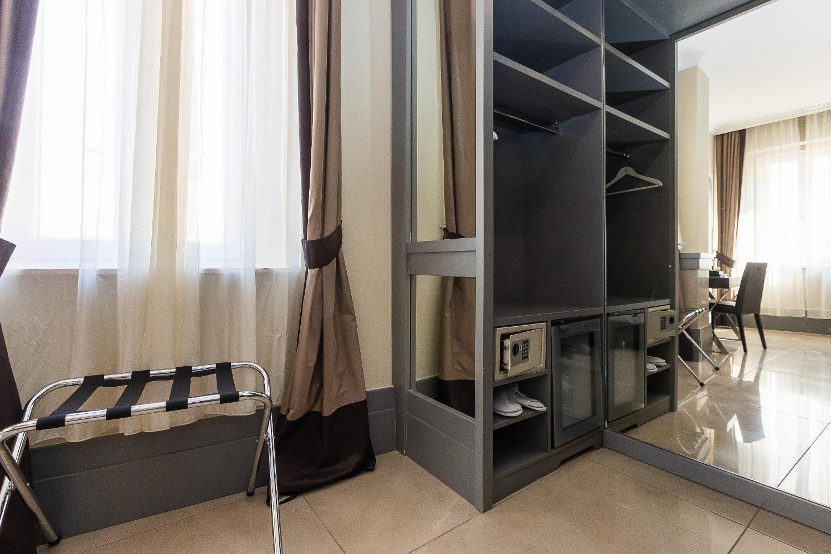 Deluxe Quadruple Room photo 3