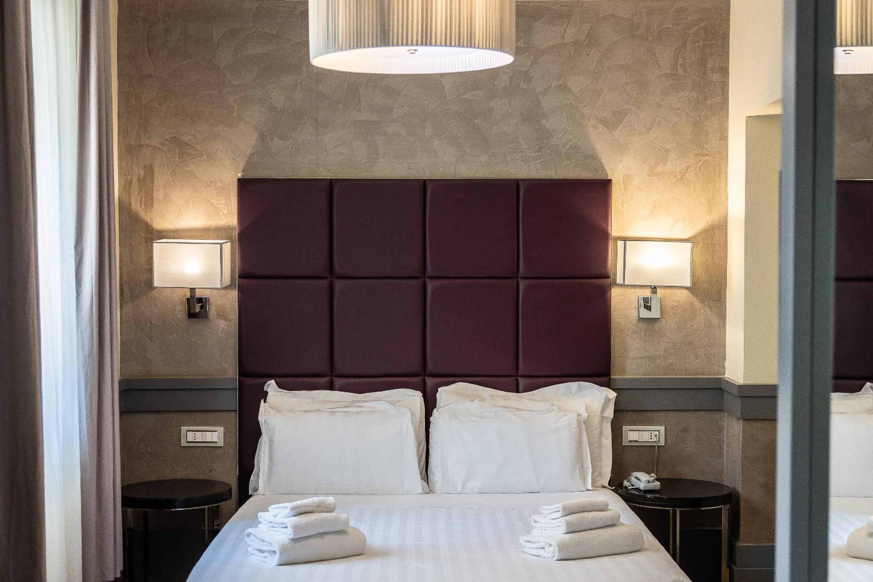 Double or Twin Room photo 2