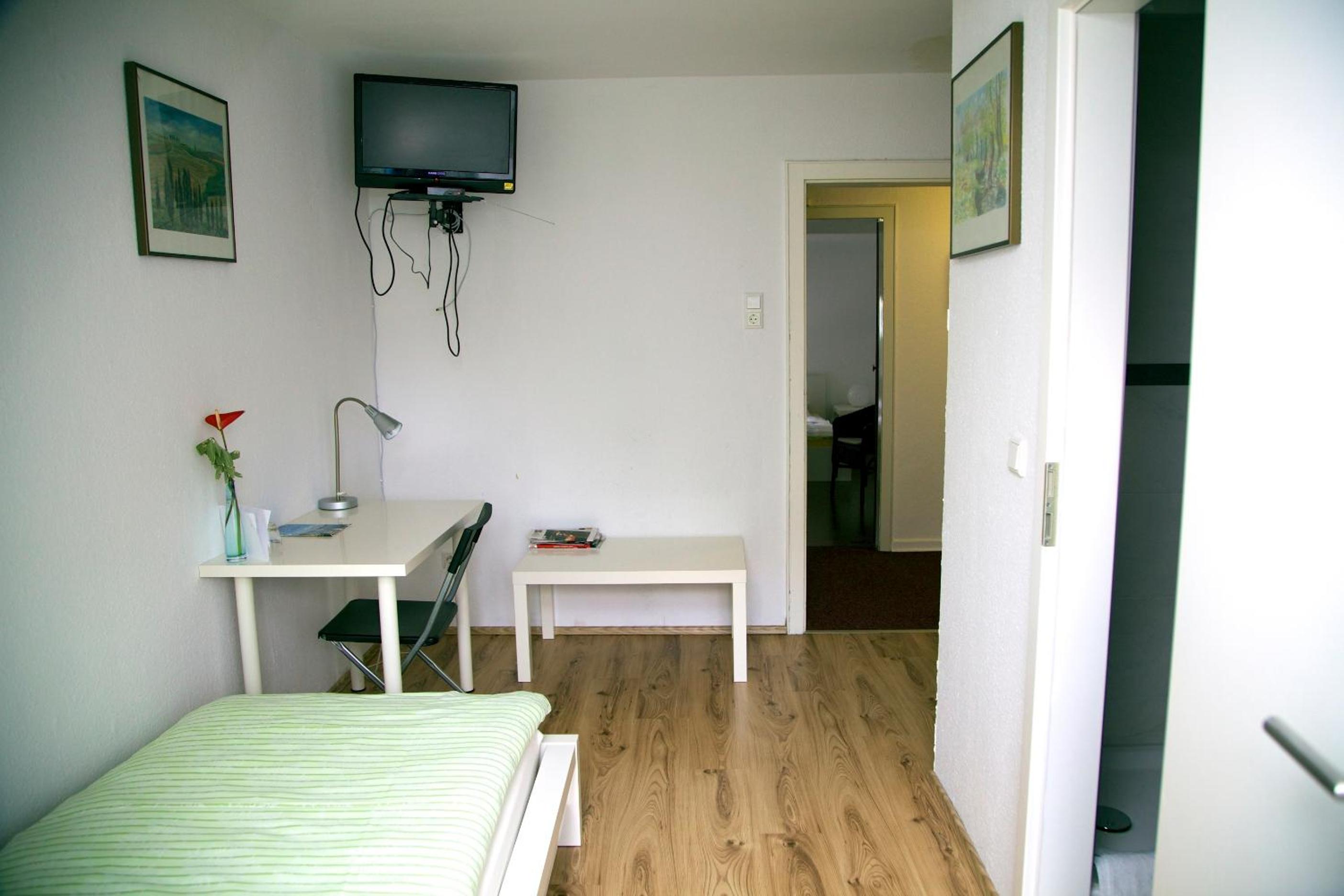 Single Room photo 3