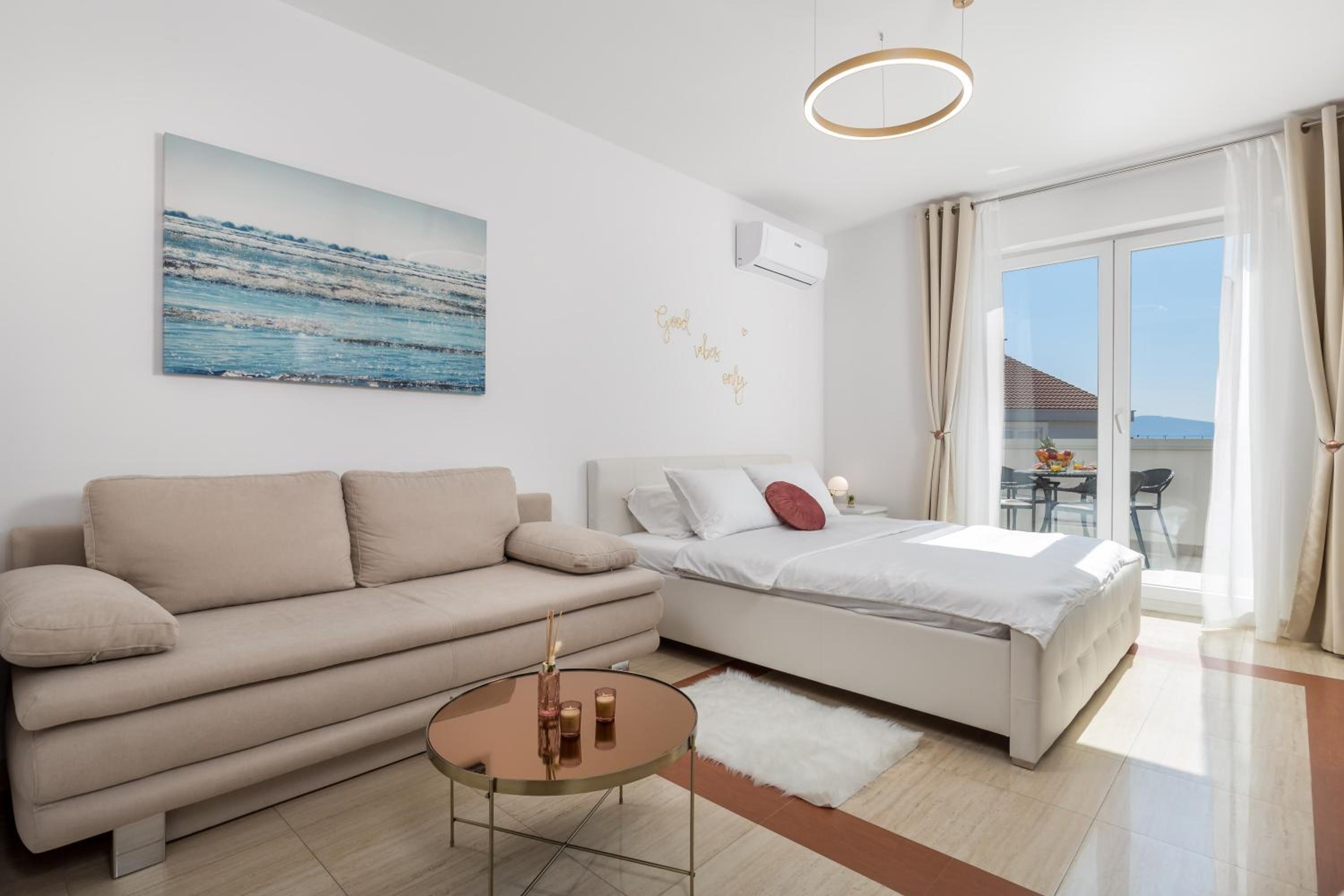 Studio Apartment with Sea View