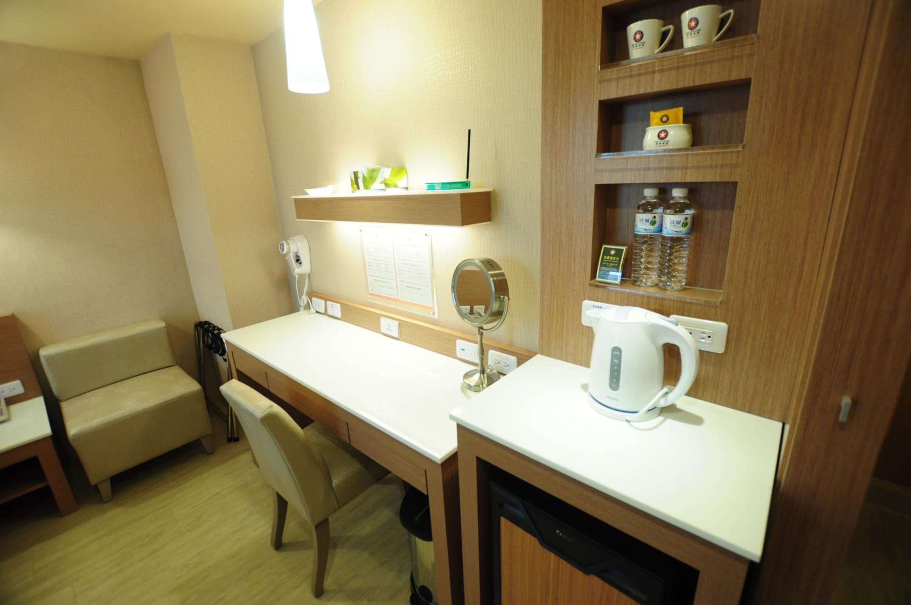 Business Double Room photo 2