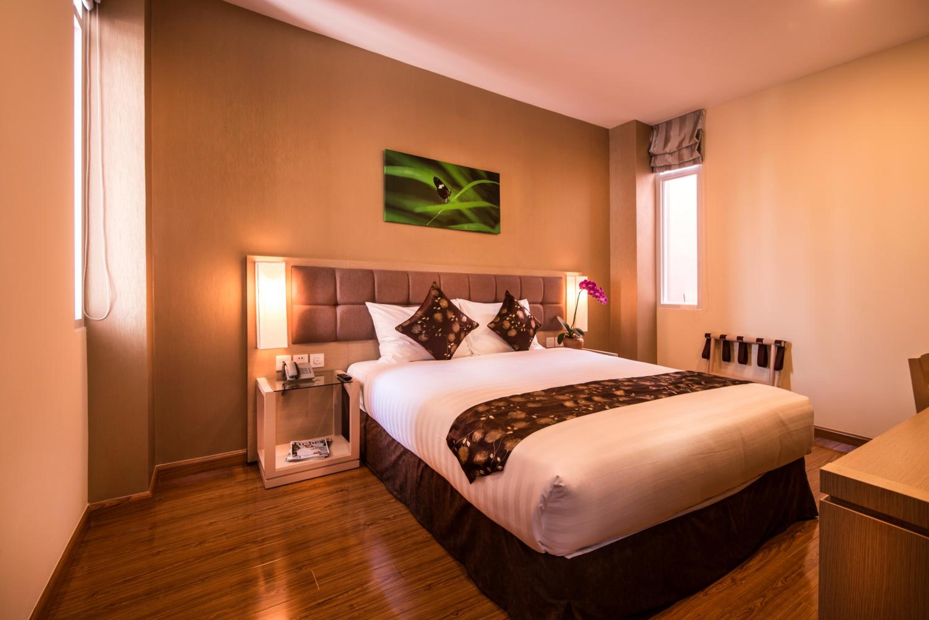 Deluxe Room (No Window) photo 2